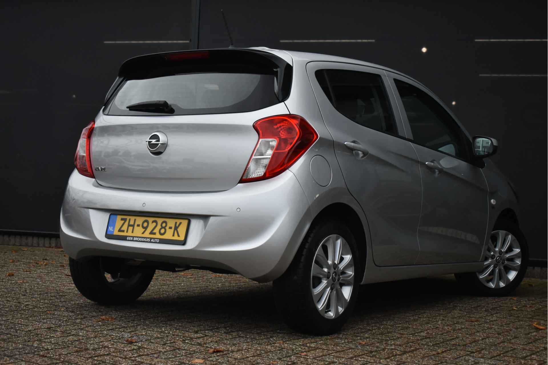 Opel KARL 1.0 120 Jaar Edition+ | 1e Eigenaar | Parkeersensoren | Mistlampen | Cruise Control | 15"LMV | Airco | Dealeronderhouden | !! - 4/37