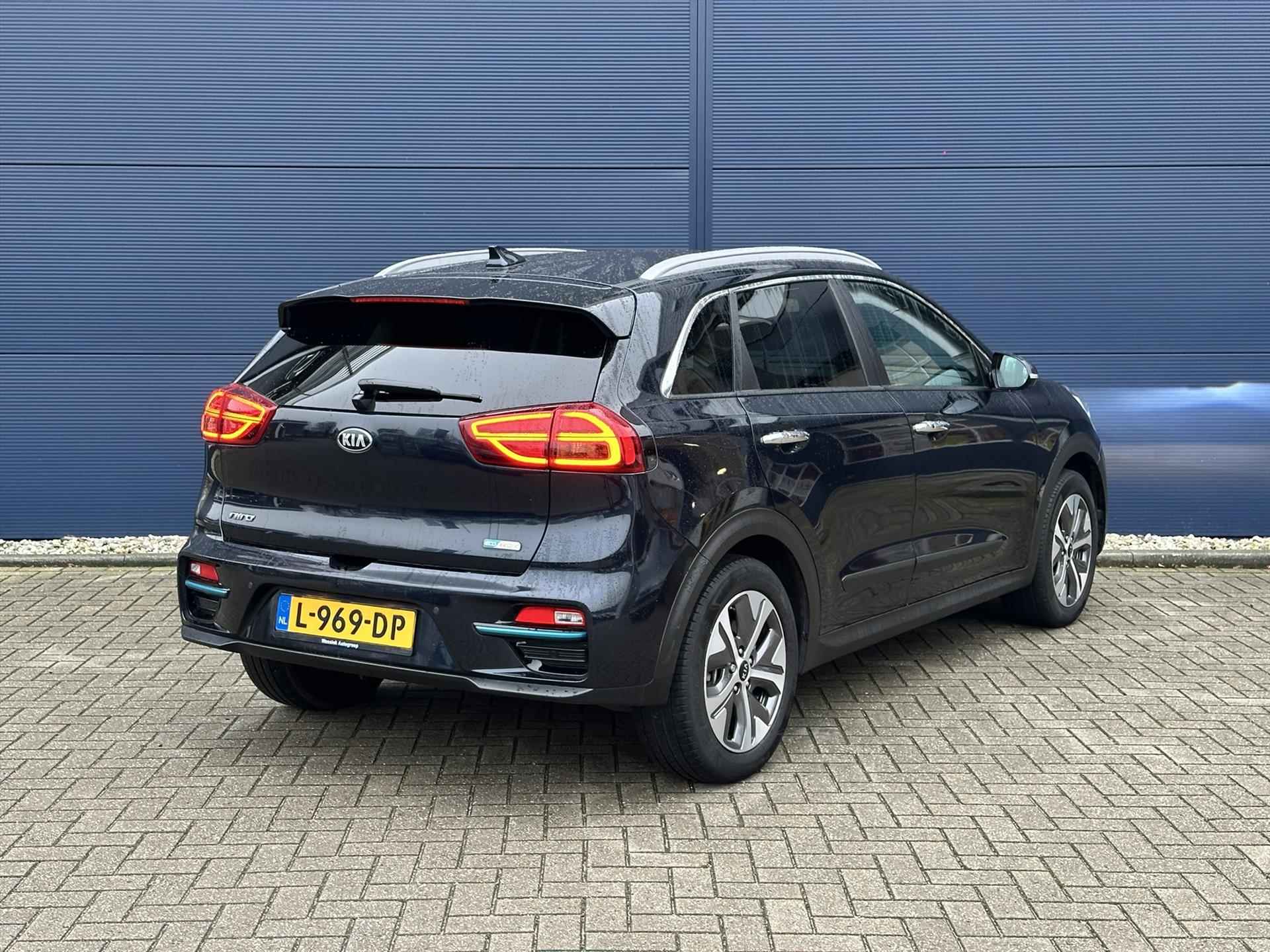 KIA e-Niro Elektrisch 204pk Aut ExecutiveLine | Schuif kantel dak | Navigatie | Stoel Verwarming & Verkoeling | Adaptieve Cruise Control | - 7/41