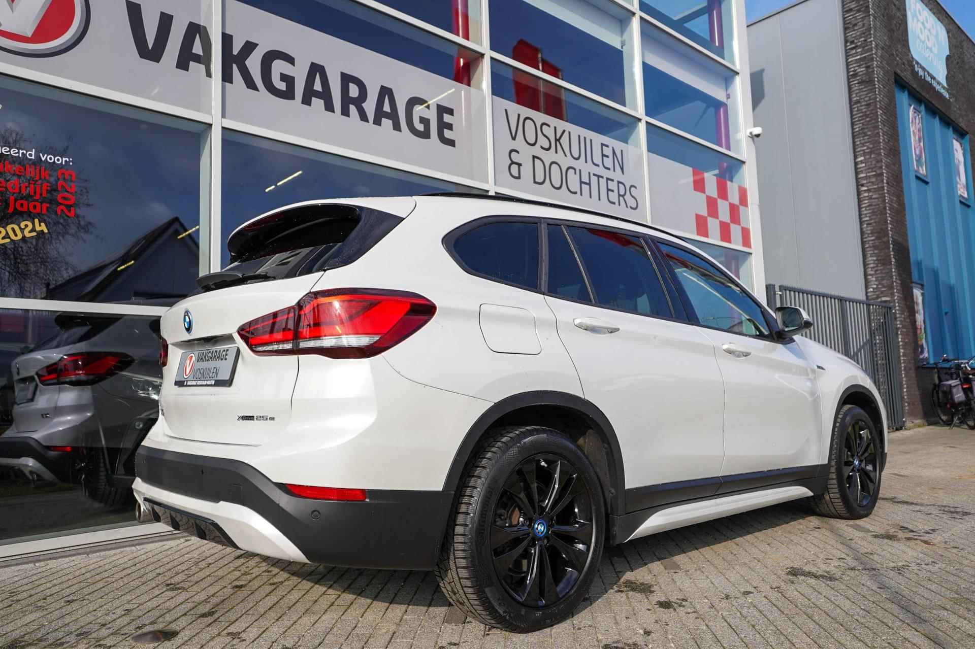 BMW X1 XDrive25e PHEV | Sport Line |Leder | Headup displ. | Camera | Sportstoel - 9/38