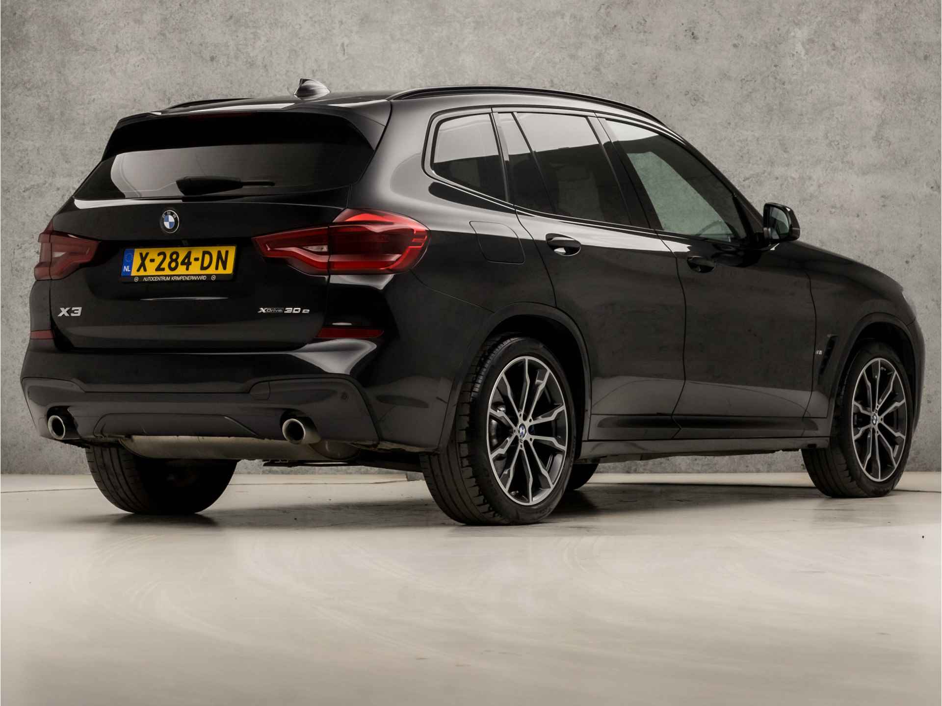 BMW X3 xDrive30e M Sport High Executive 293Pk Automaat (PANORAMADAK, M PAKKET, APPLE CARPLAY, GROOT NAVI, SFEERVERLICHTING, CAMERA, LEDER, SPORTSTOELEN, DAB+, M SPORTREMMEN, ELEK ACHTERKLEP, NIEUWSTAAT) - 5/51