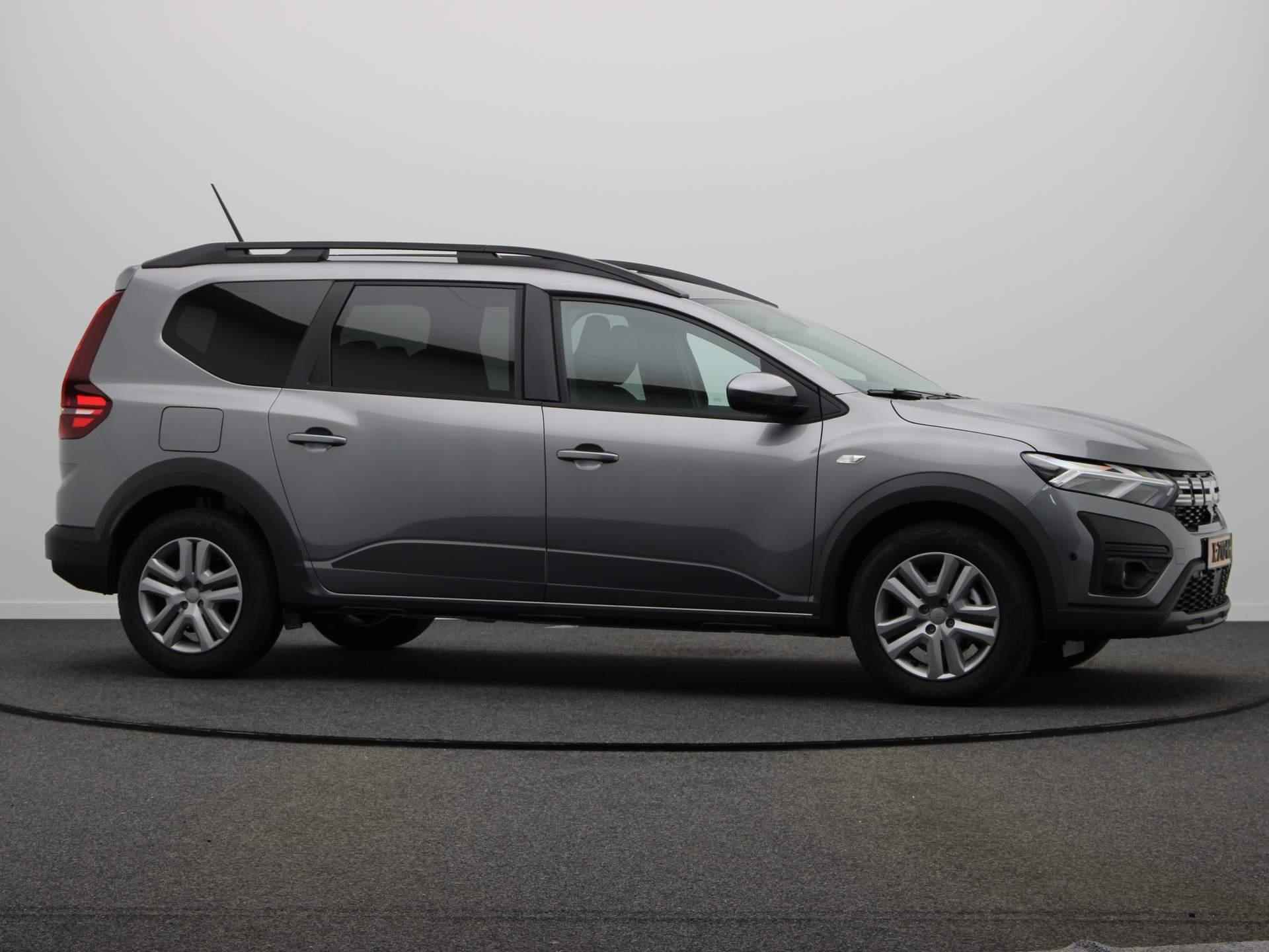 Dacia Jogger 110pk TCe Expression 7p. | Apple Carplay/Androidauto | Airconditioning | Cruise Control | Achteruitrijcamera |  DEMO Voordeel| - 13/44