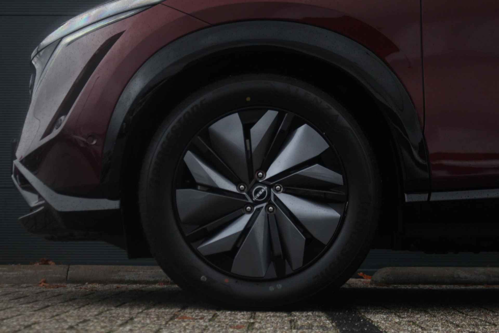 Nissan Ariya Evolve 91 kWh 240pk | Bose Audio | Draadloze Apple Carplay & Android Auto | Afneembare Trekhaak | Elektrisch Verstelbare Stoelen | Stoel/Stuurwiel Verwarming | Nieuw! - 10/42