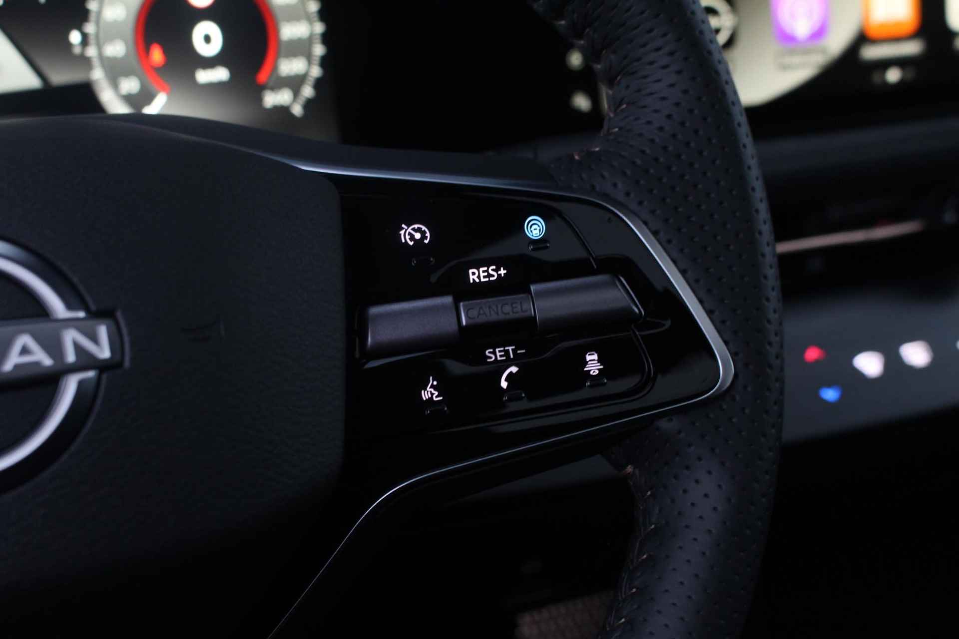 Nissan Ariya Evolve 91 kWh 240pk | Bose Audio | Draadloze Apple Carplay & Android Auto | Afneembare Trekhaak | Elektrisch Verstelbare Stoelen | Stoel/Stuurwiel Verwarming | Nieuw! - 36/42