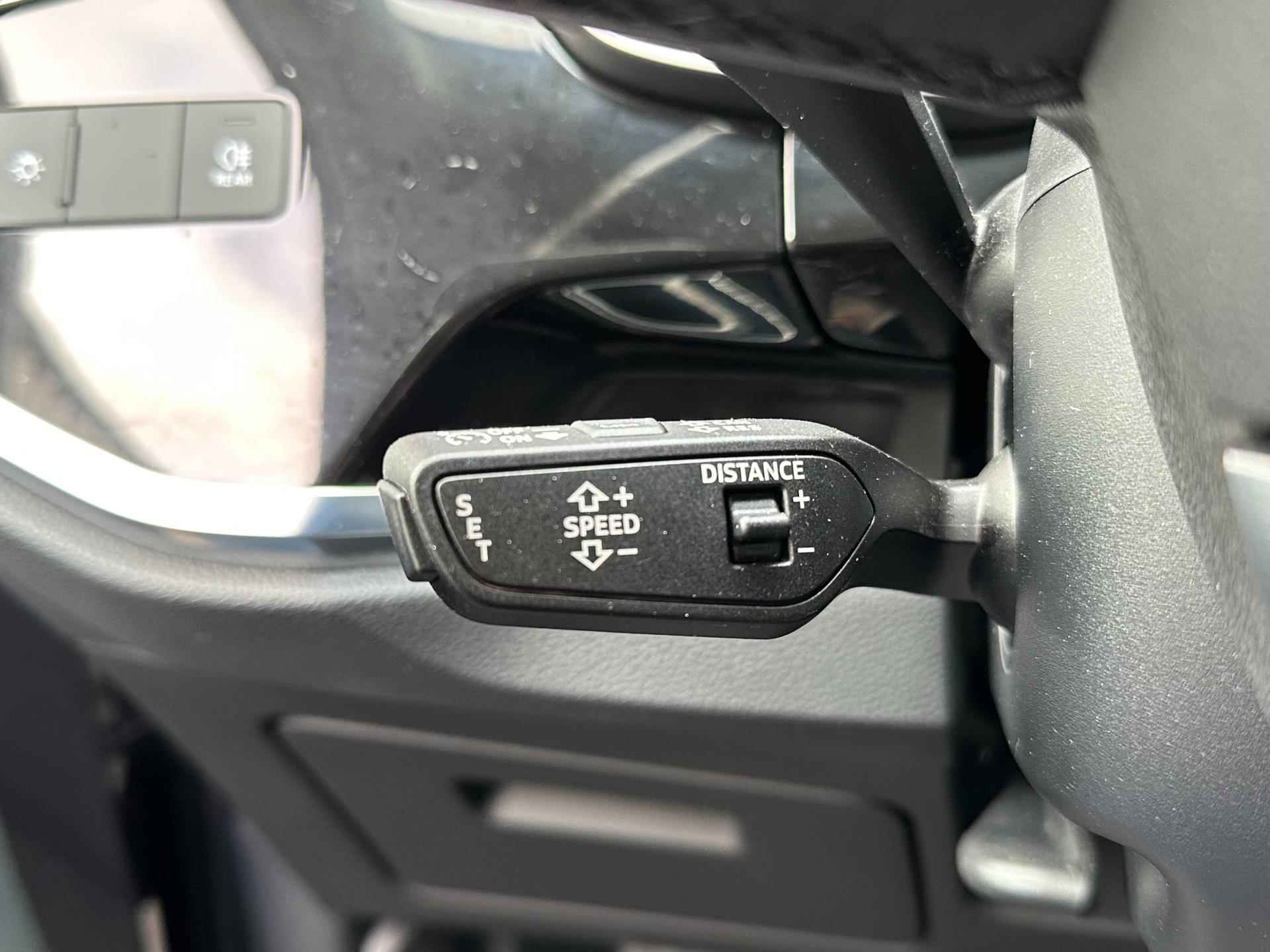 Audi Q3 Sportback 35 TFSI S-Line 150 PK + Camera | LED | Navigatie | Keyless | Apple | Stoelen Elektrisch - 19/23