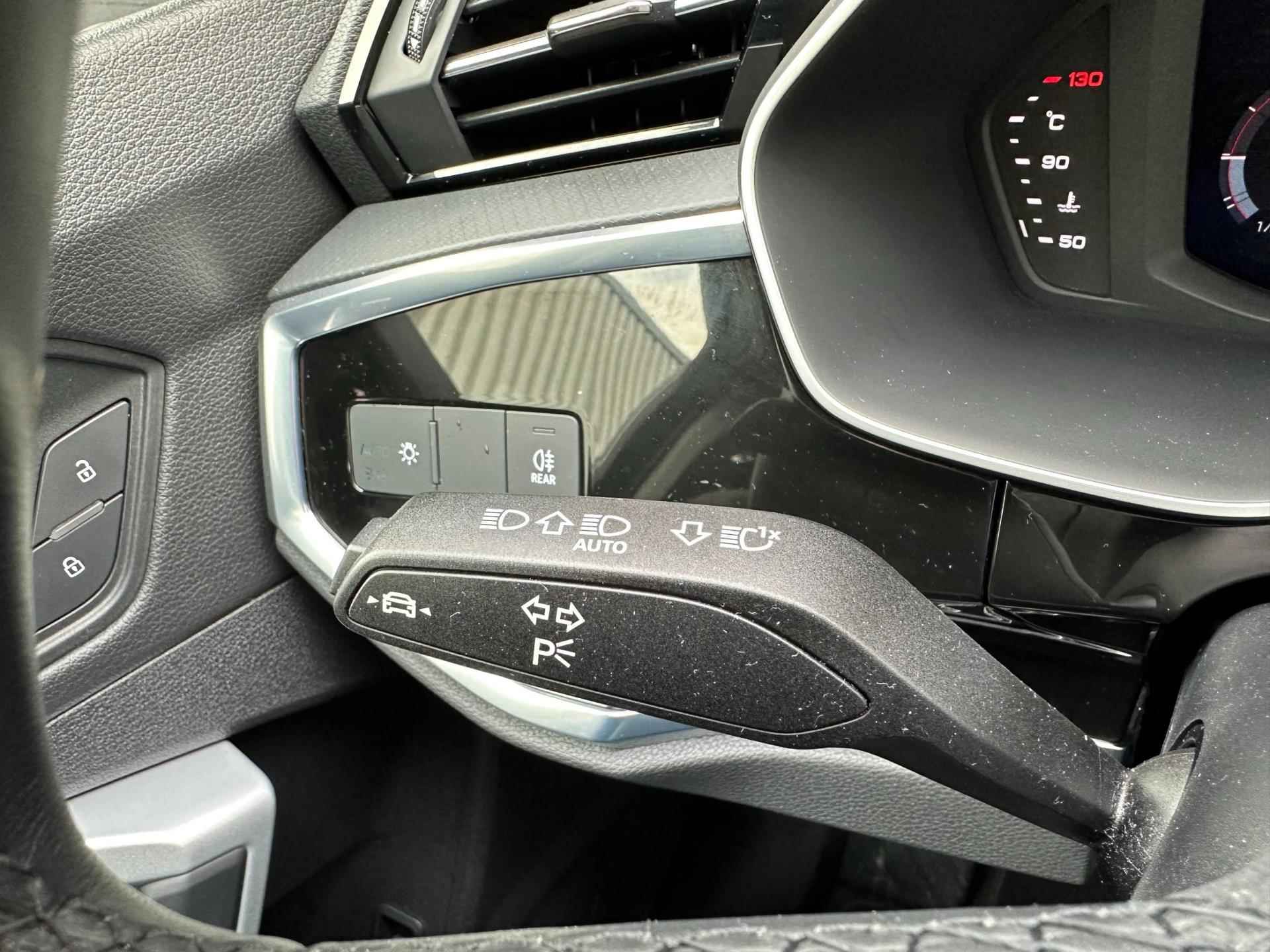 Audi Q3 Sportback 35 TFSI S-Line 150 PK + Camera | LED | Navigatie | Keyless | Apple | Stoelen Elektrisch - 20/23