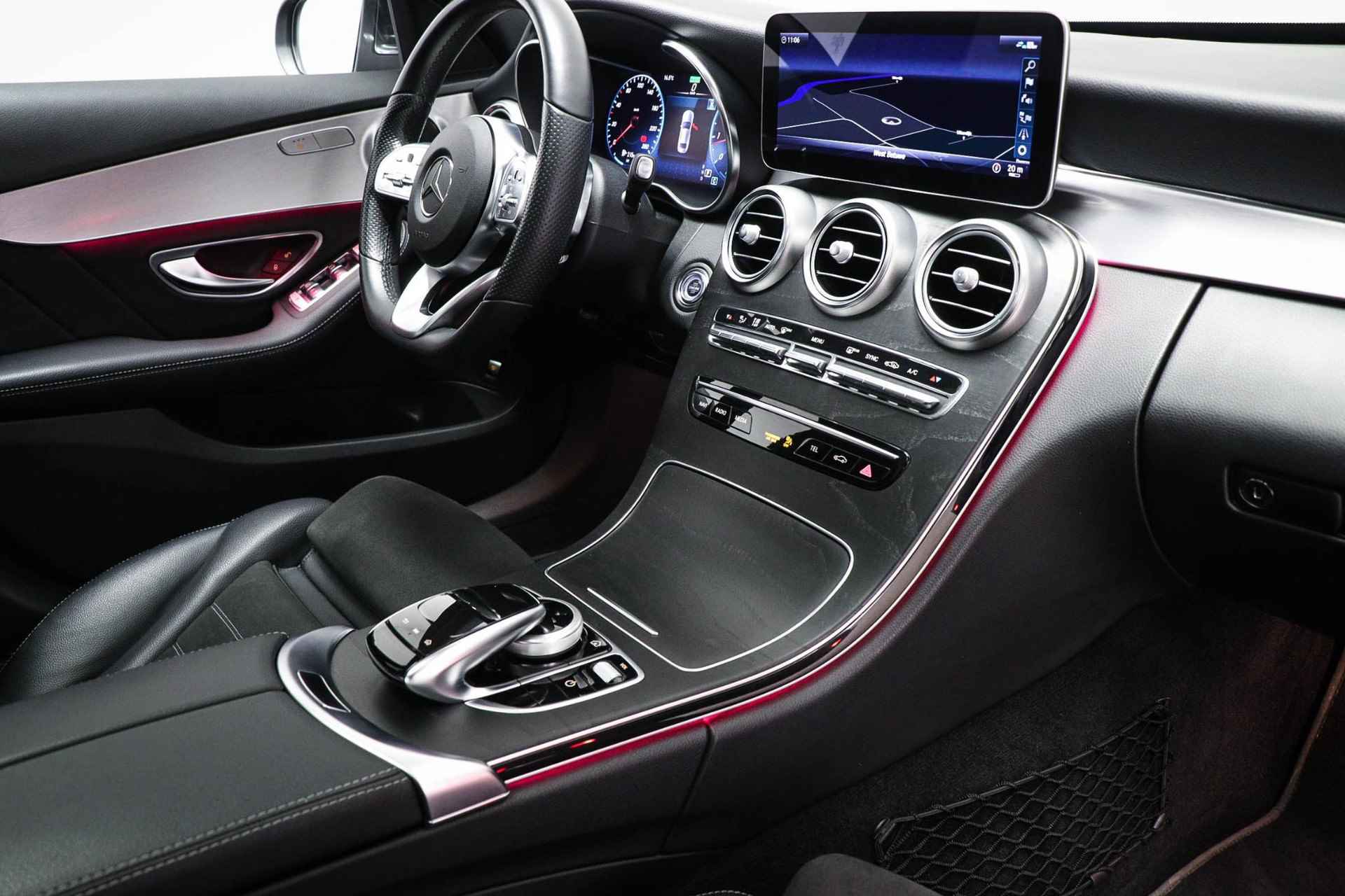 Mercedes-Benz C-klasse 200 Business Solution AMG | BUSINESS PLUS | MATRIX LED | PANORAMADAK | APPLE - 3/56