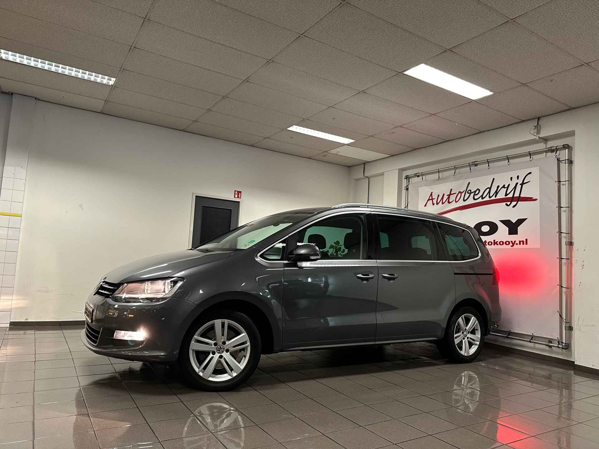 Volkswagen Sharan 1.4 TSI Exclusive Series * Automaat / 7 Persoons / Carplay / Navigatie / Camera / NL Auto * - 9/24