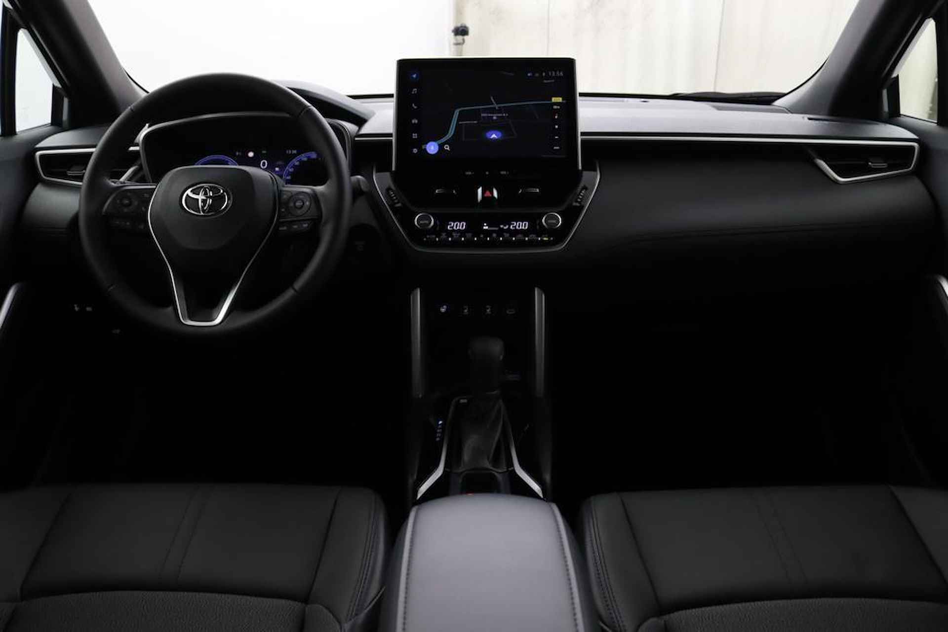 Toyota Corolla Cross Hybrid 140 Business Plus | Premium Pack | voorstoelen verwarmd | stuurwiel verwarmd | stof/kunstlederen bekleding - 9/48