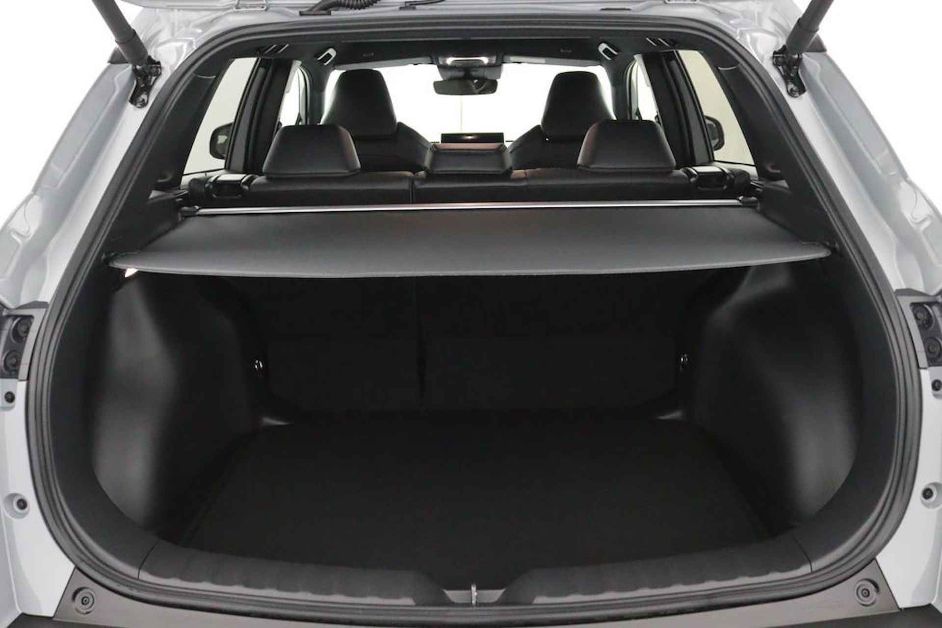 Toyota Corolla Cross Hybrid 140 Business Plus | Premium Pack | voorstoelen verwarmd | stuurwiel verwarmd | stof/kunstlederen bekleding - 23/48