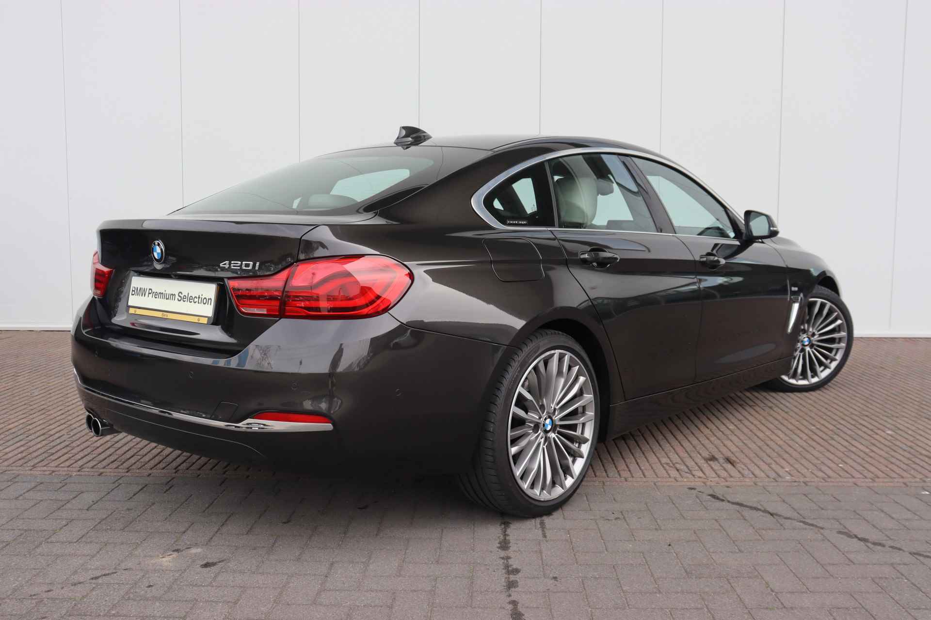 BMW 4 Serie Gran Coupe 420i High Executive Luxury Line Head Up Display / Schuif-kanteldak / Comfort Acces /  HiFi Luidsprekersysteem - 4/33