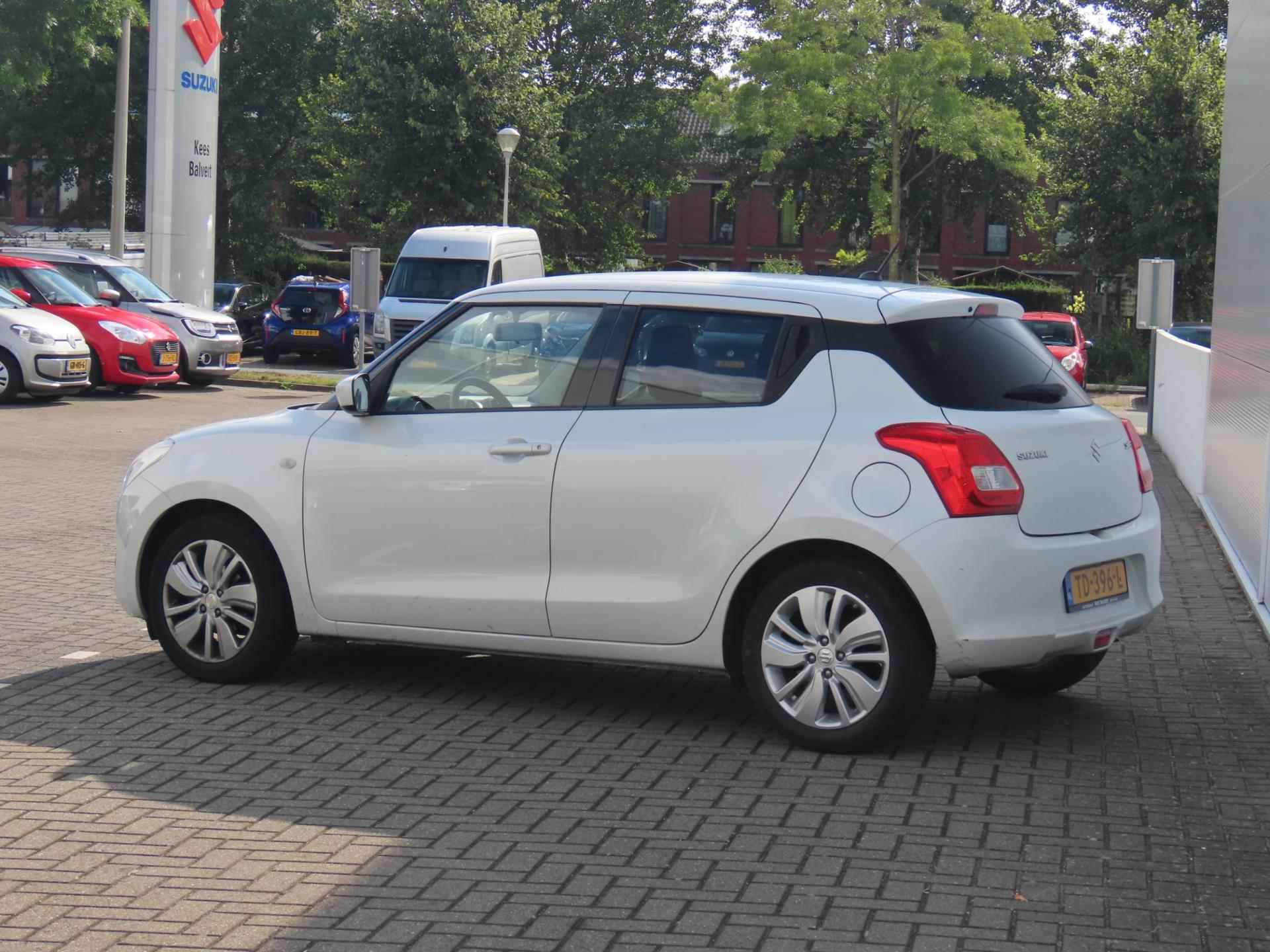 Suzuki Swift 1.2 Select Smart Hybrid Apple carplay Android auto !!! - 5/8