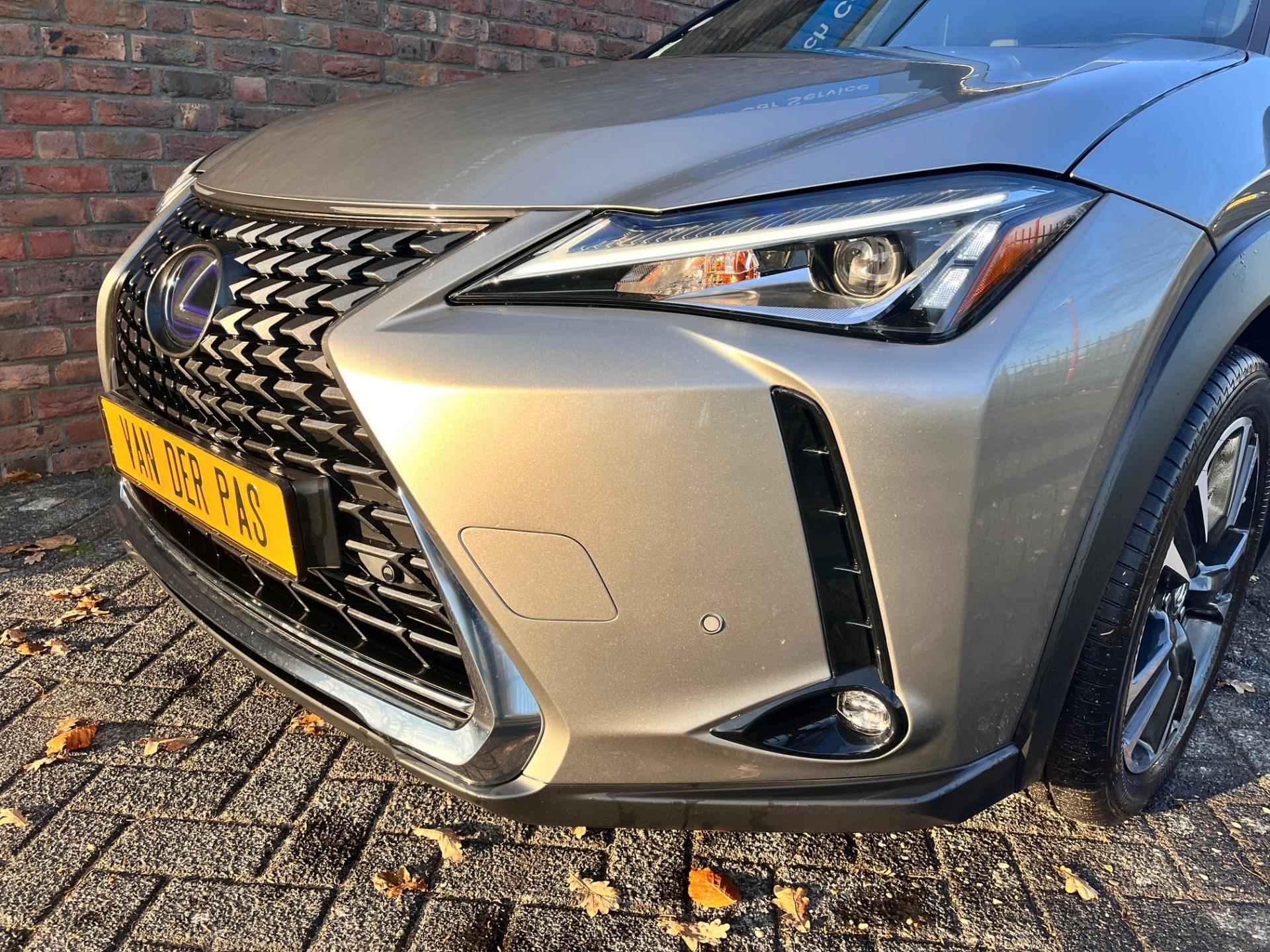 Lexus UX 250 h Led | Apple Carplay | Camera - 7/30