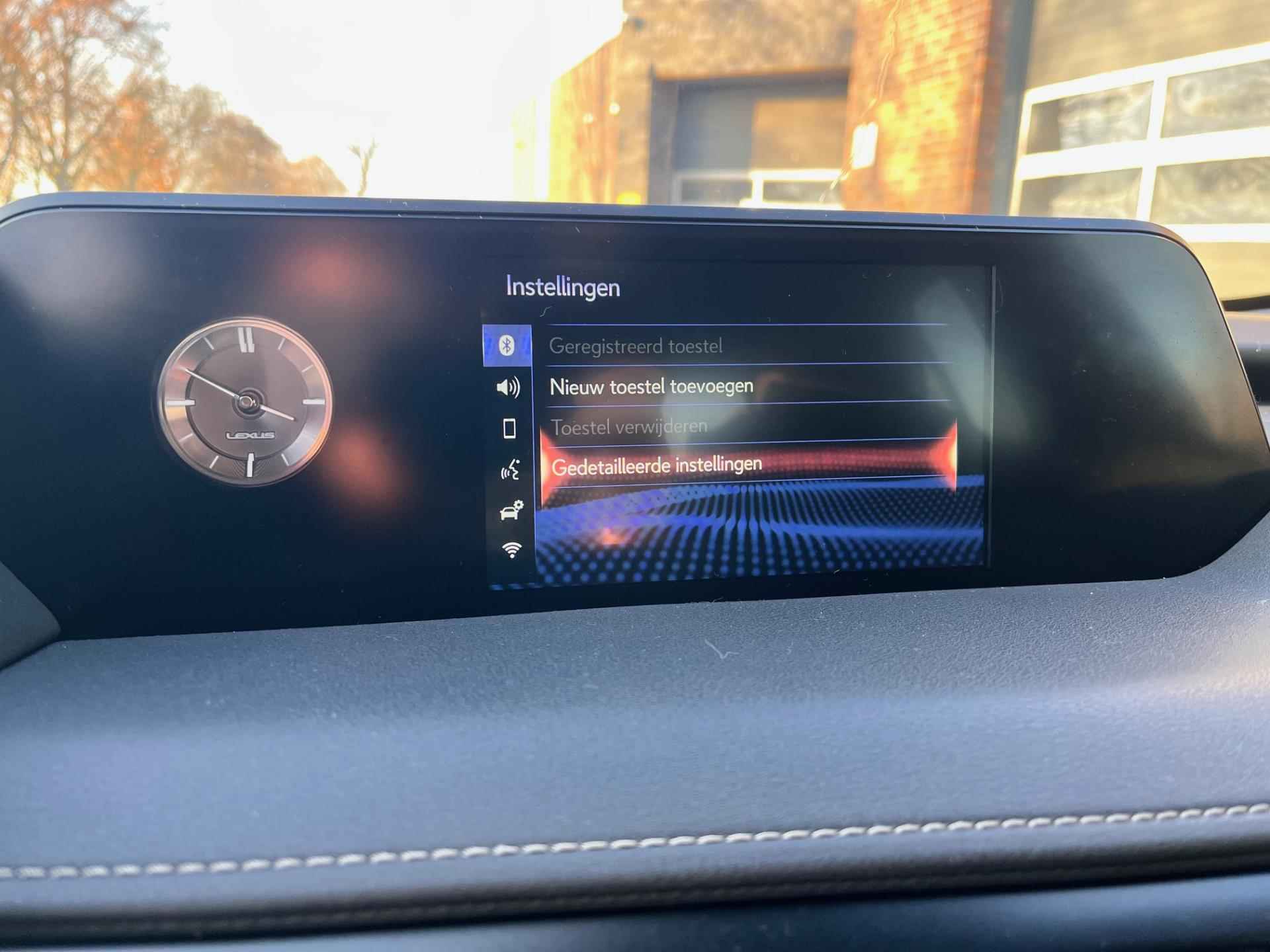 Lexus UX 250 h Led | Apple Carplay | Camera - 21/30