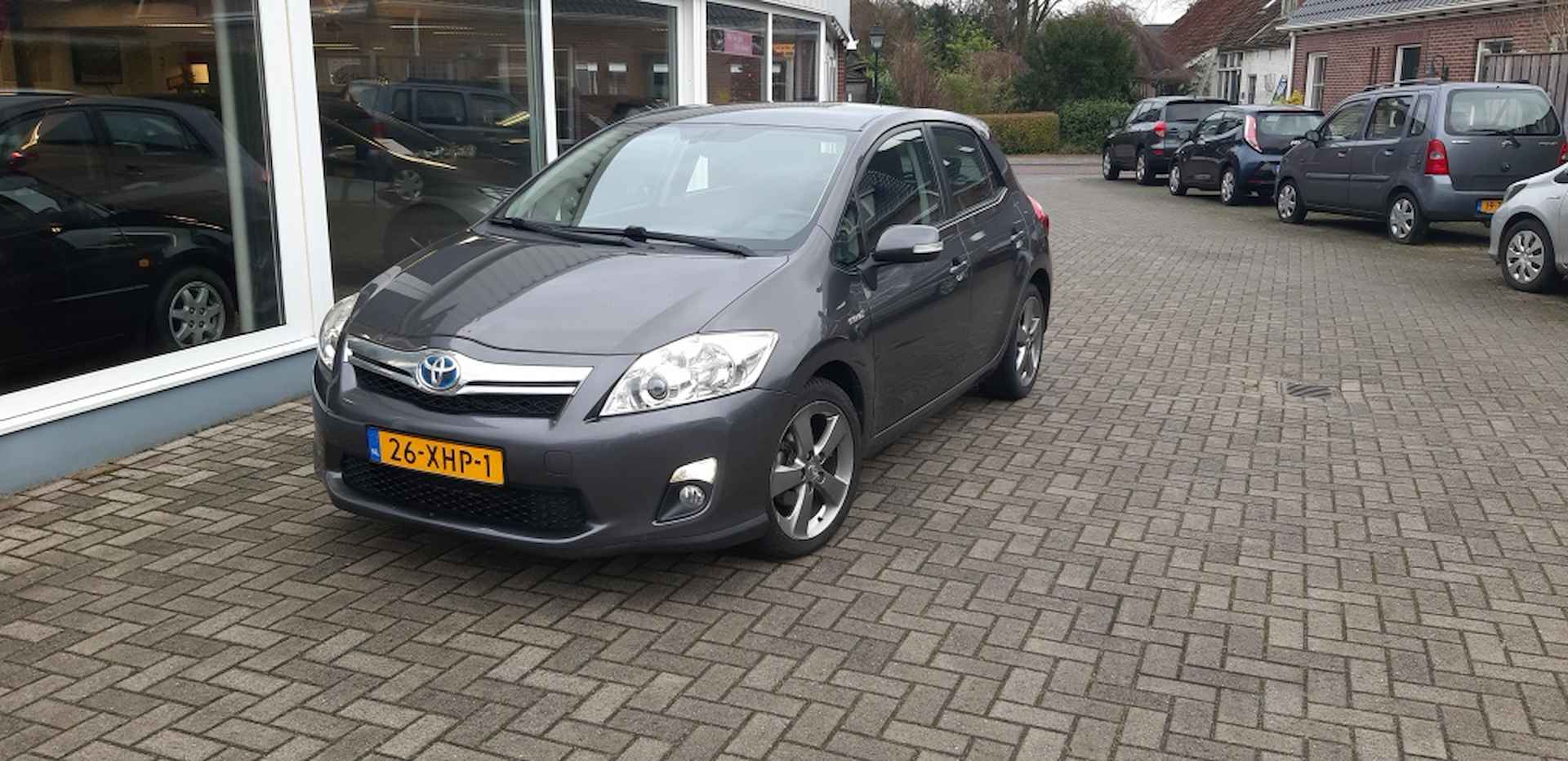 Toyota Auris 1.8 Full Hybrid Dynamic Business - 2/16