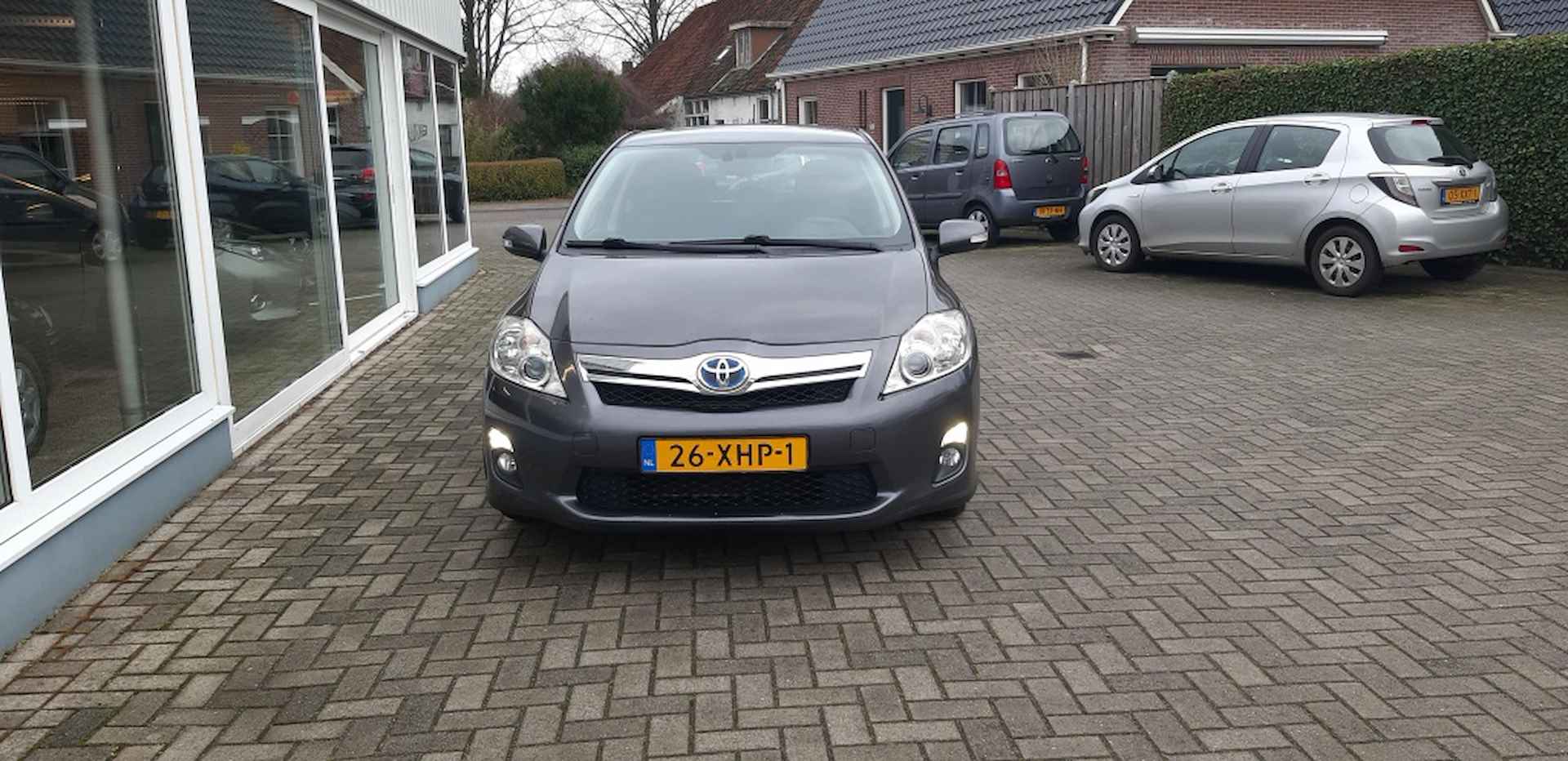 Toyota Auris 1.8 Full Hybrid Dynamic Business - 3/16