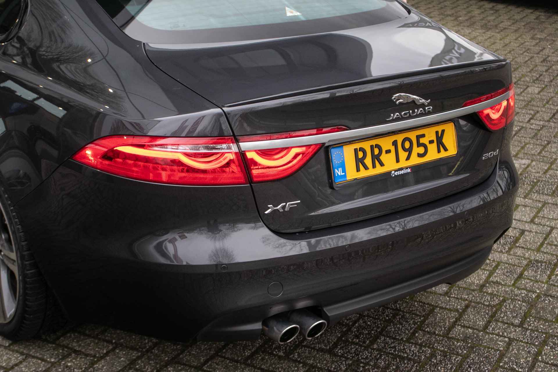 Jaguar XF 2.0-D Portfolio R-Sport Automaat -All in rijklaarprijs  | Trekhaak | Navi/camera | Lederen int. - 35/48