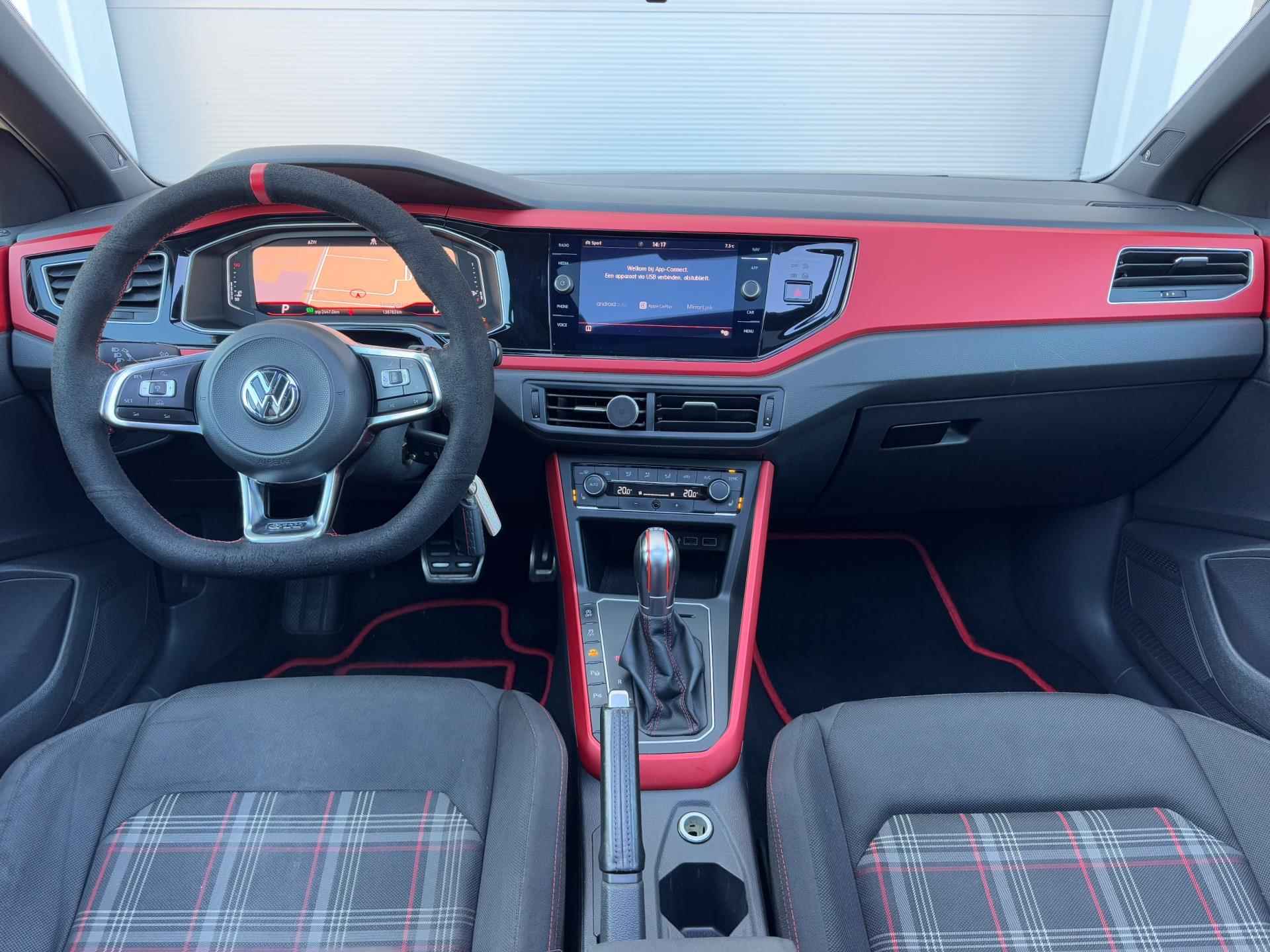 Volkswagen Polo 2.0 TSI GTI Pano/Virtual/Beats - 8/21