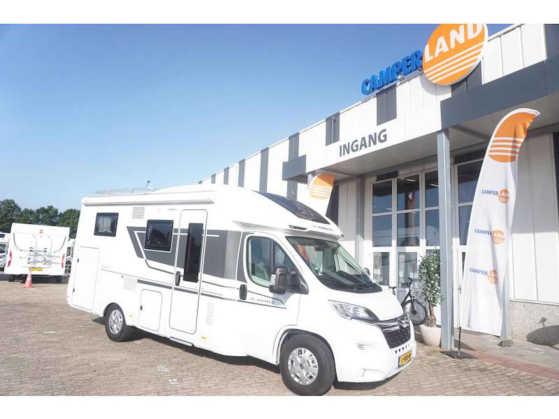 Adria Matrix 600 SL hefbed/vlakke vloer - 3/20