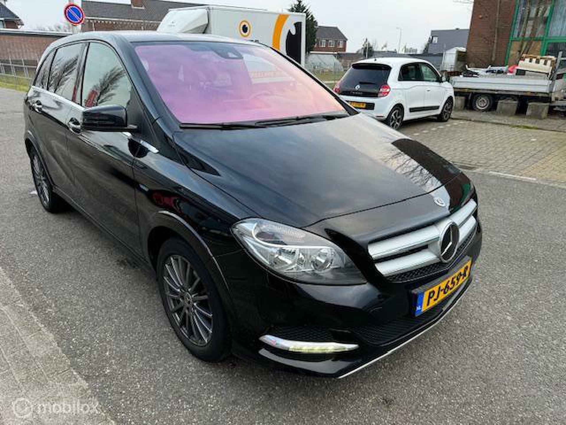 Mercedes B-klasse 250 e Business Solution Automaat , Hoge instap , circa 220km bereik , Navigatie , Camera achter , Parkeerhulp Voor & Achter , Hoge instap , - 8/29