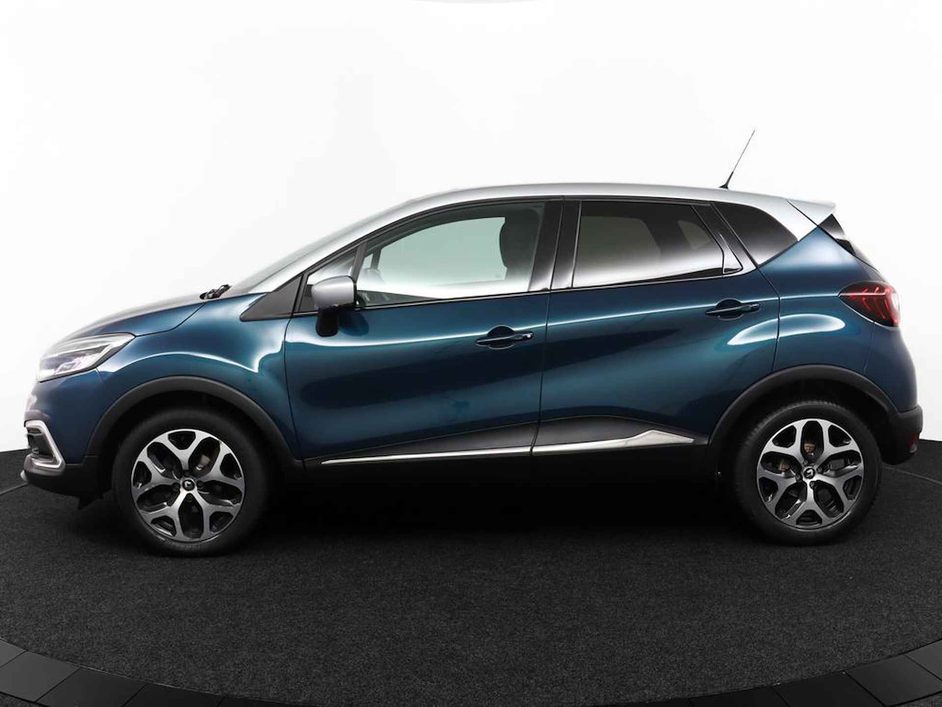 Renault Captur 0.9 TCe Intens - 2/43