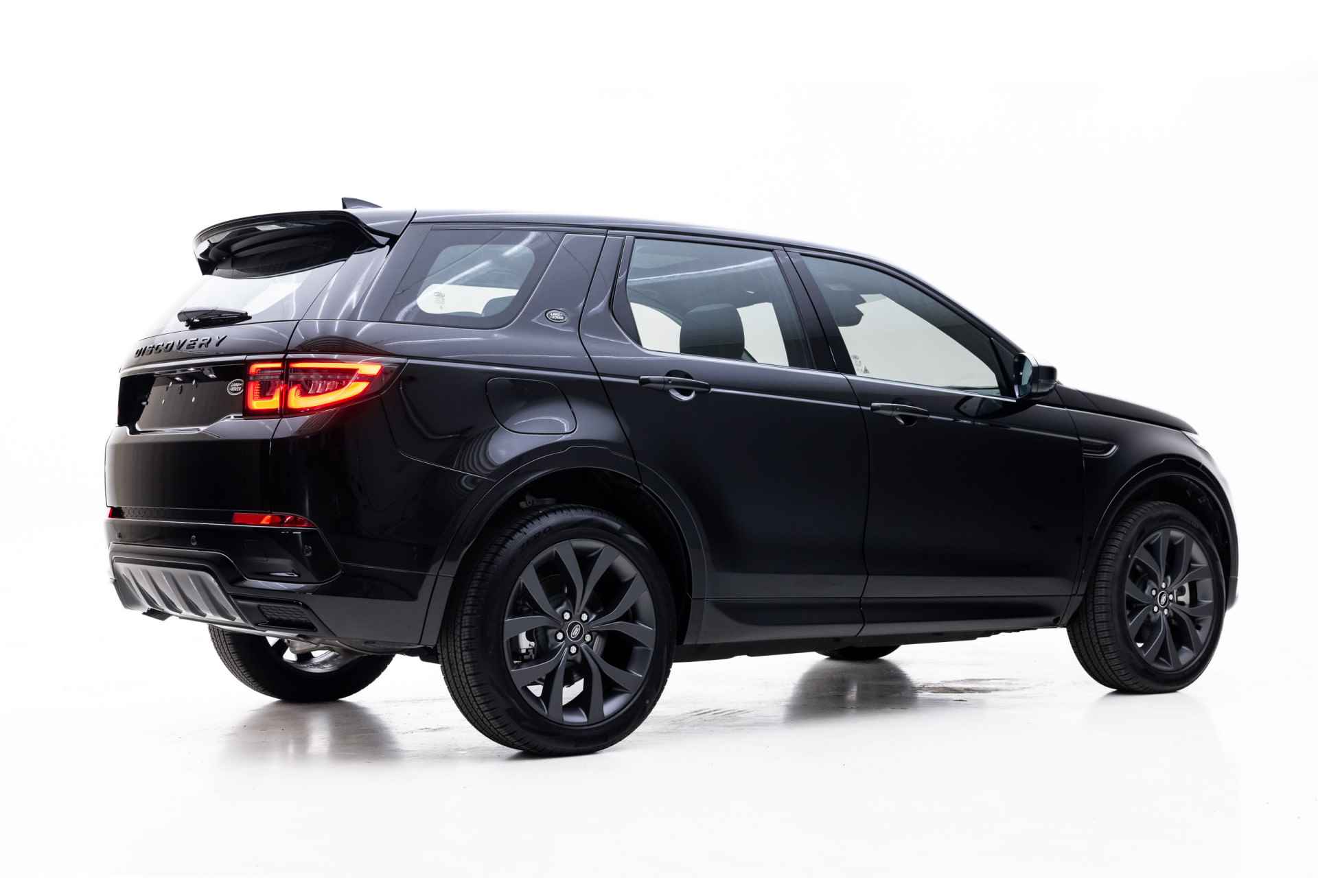 Land Rover Discovery Sport P300e R-Dynamic SE - 5/36