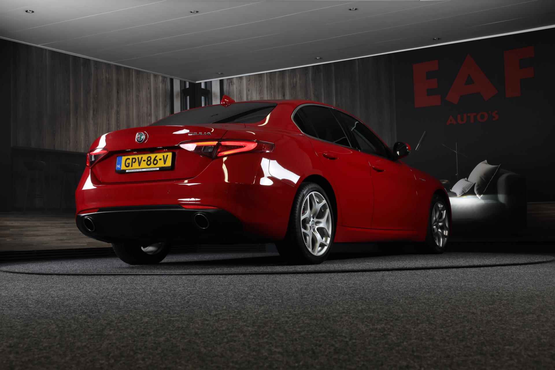 Alfa Romeo GIULIA 2.0T Super / FACELIFT / Aut / Memory / Cruise Control / Lane Assist / Navigatie / Camera / Isofix / Led / Pdc - 6/45