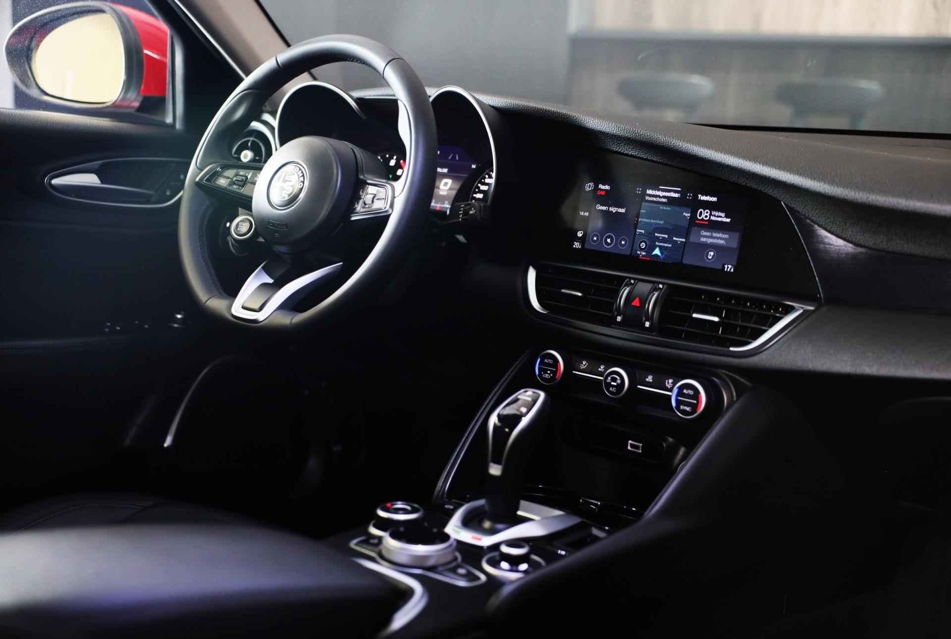 Alfa Romeo GIULIA 2.0T Super / FACELIFT / Aut / Memory / Cruise Control / Lane Assist / Navigatie / Camera / Isofix / Led / Pdc - 7/45