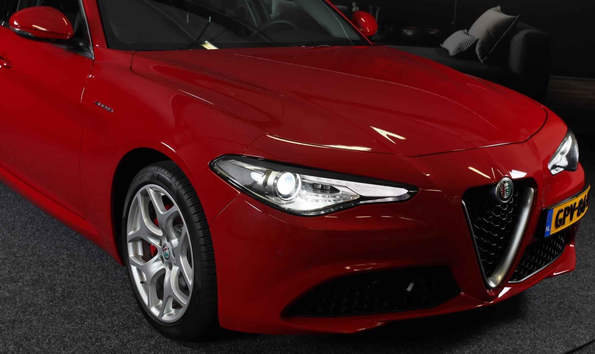 Alfa Romeo GIULIA 2.0T Super / FACELIFT / Aut / Memory / Cruise Control / Lane Assist / Navigatie / Camera / Isofix / Led / Pdc - 34/45