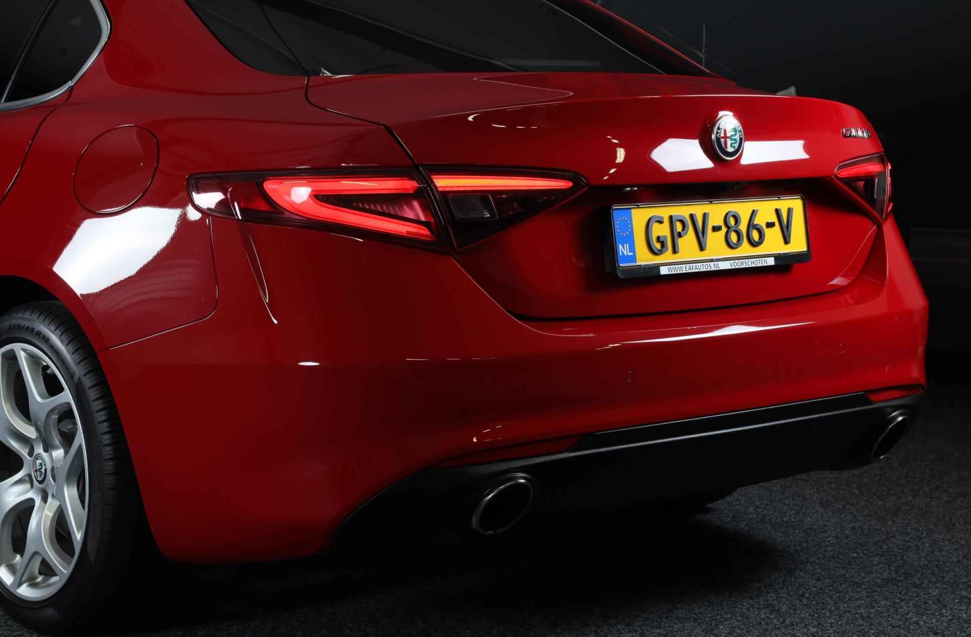 Alfa Romeo GIULIA 2.0T Super / FACELIFT / Aut / Memory / Cruise Control / Lane Assist / Navigatie / Camera / Isofix / Led / Pdc - 44/45