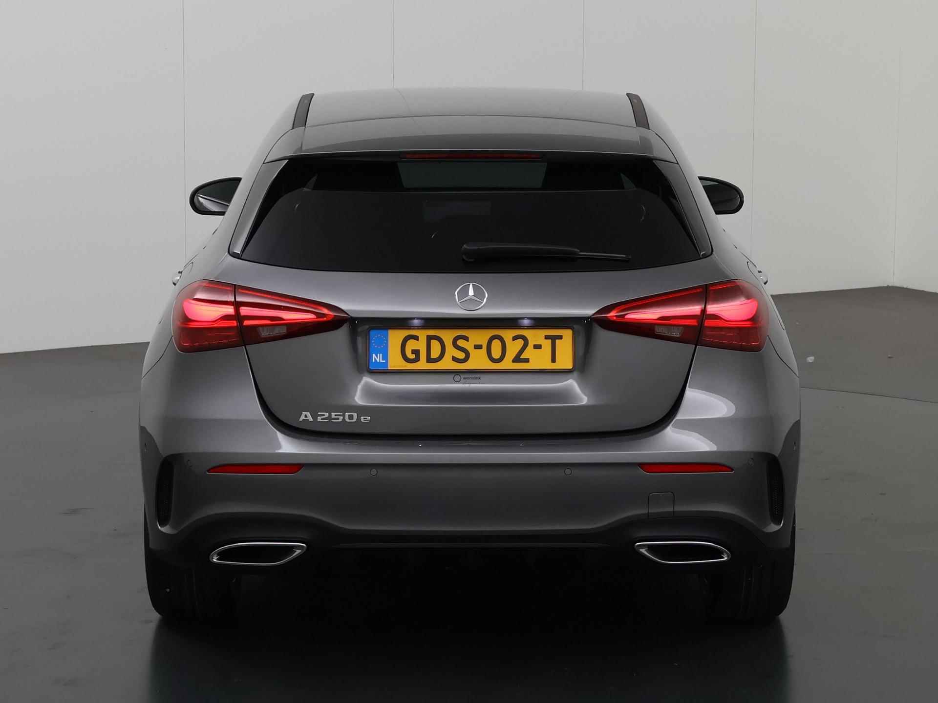 Mercedes-Benz A-klasse 250 e Star Edition AMG Line | Nightpakket | Sfeerverlichting | Apple carplay | Android auto | Parkeercamera | Stoelverwarming | - 5/46