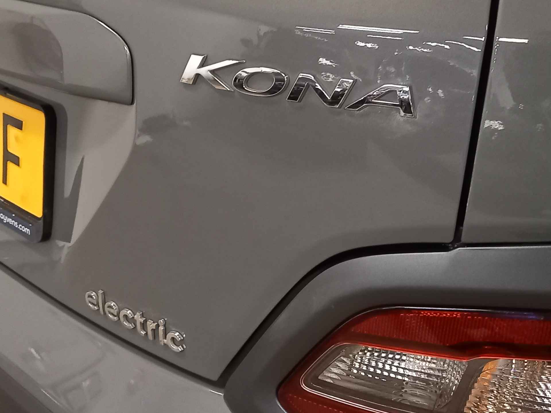 Hyundai KONA EV Premium 64 kWh Luxe uitvoering - Grote Accu!!! - 43/50