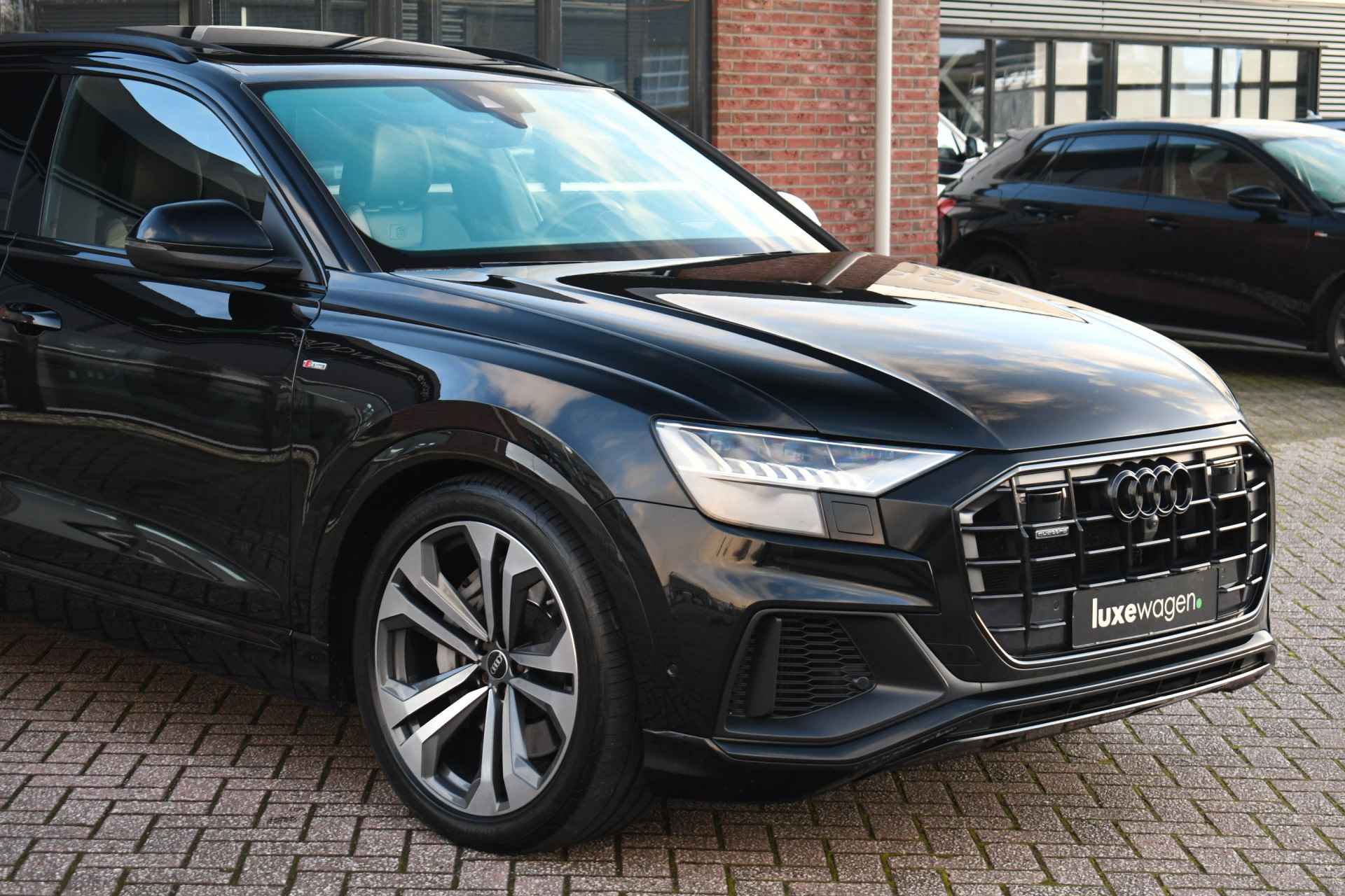 Audi Q8 55 TFSI e quattro S-Line Pano Trekh ACC HUD 360 B&O Nachtz 22inch - 43/93