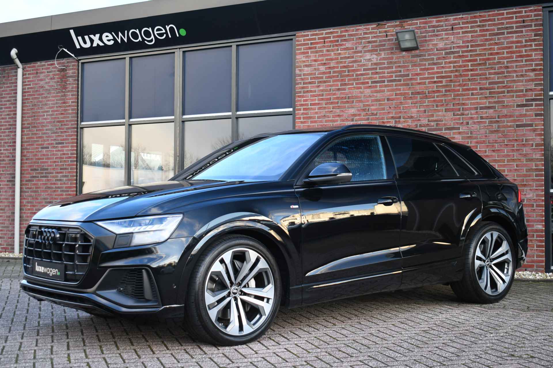 Audi Q8 55 TFSI e quattro S-Line Pano Trekh ACC HUD 360 B&O Nachtz 22inch - 51/93