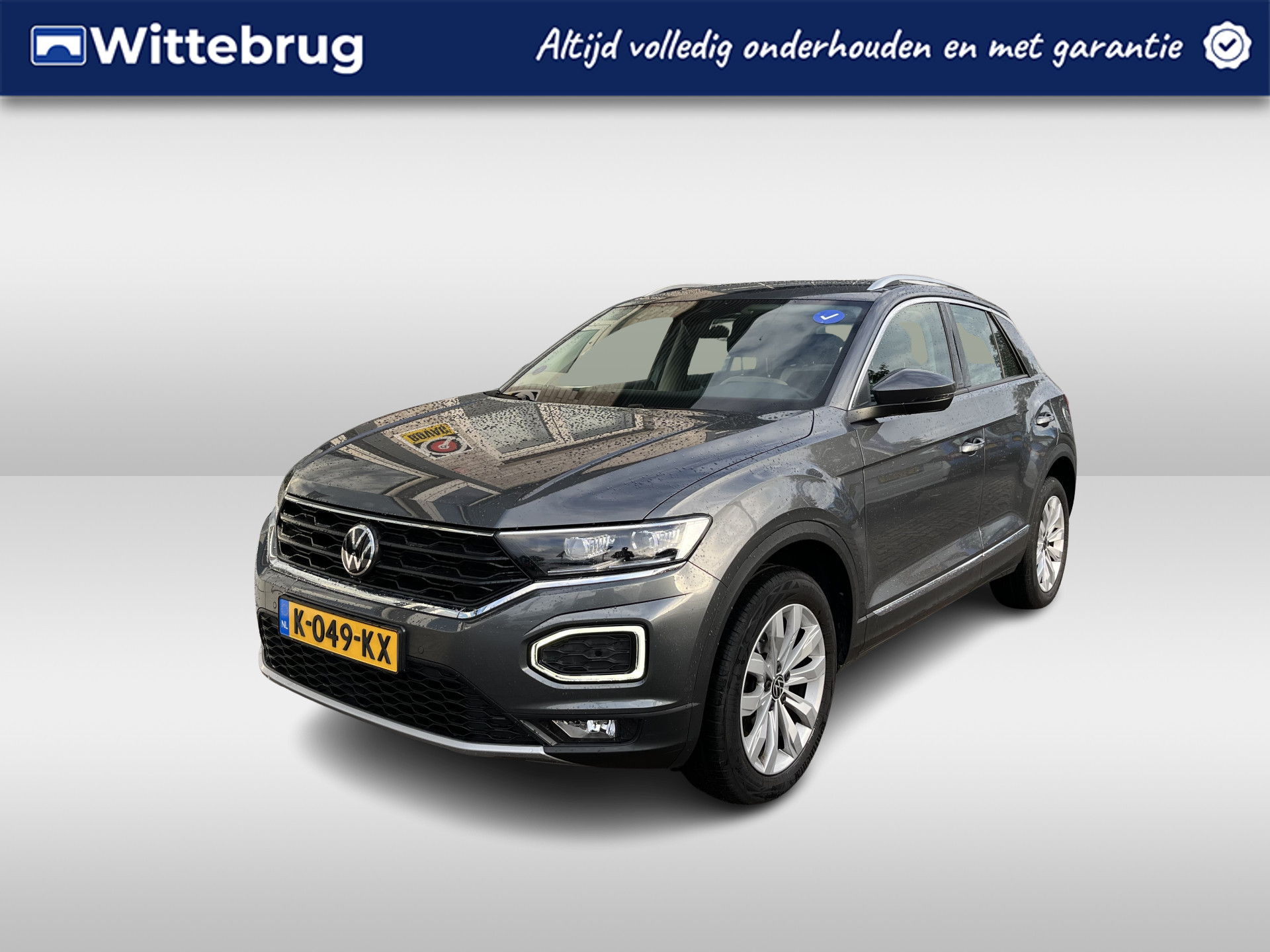 Volkswagen T-Roc 1.5 TSI Sport / AUTOMAAT/ PARK. SENSOREN/ KEYLESS/ DIGITAL DASHBOARD/ ADAPT. CRUISE/ APP CONNECT/ NAVI/ CLIMA/ DAB/