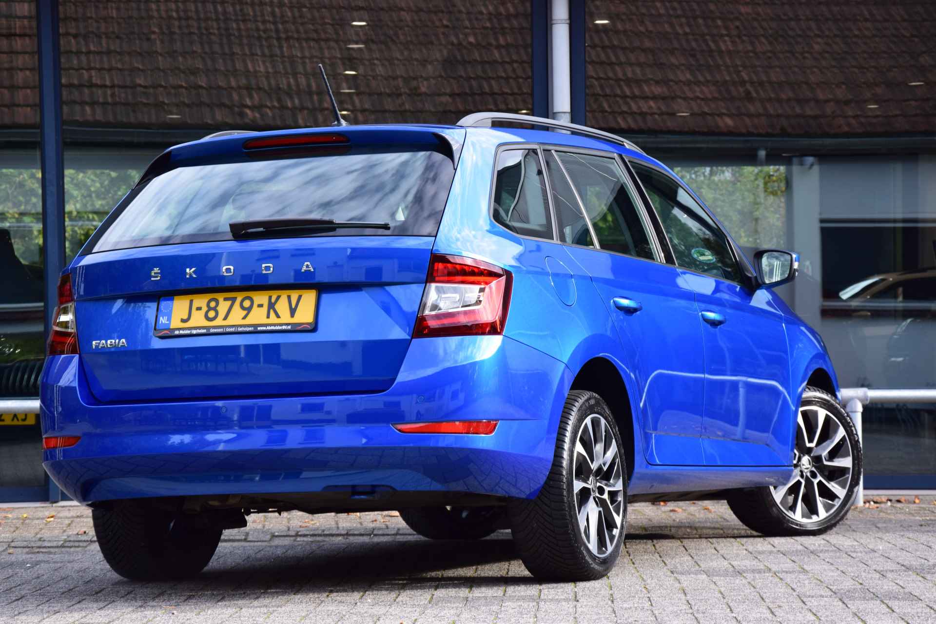 Škoda Fabia Combi 1.0 TSI 96PK Business Edition | NL-Auto | BOVAG Garantie | Lage KM stand NAP | Navigatie | Parkeersensoren | 16'' Velgen | Apple Carplay/Android Auto | Cruise Control | DAB | - 2/36