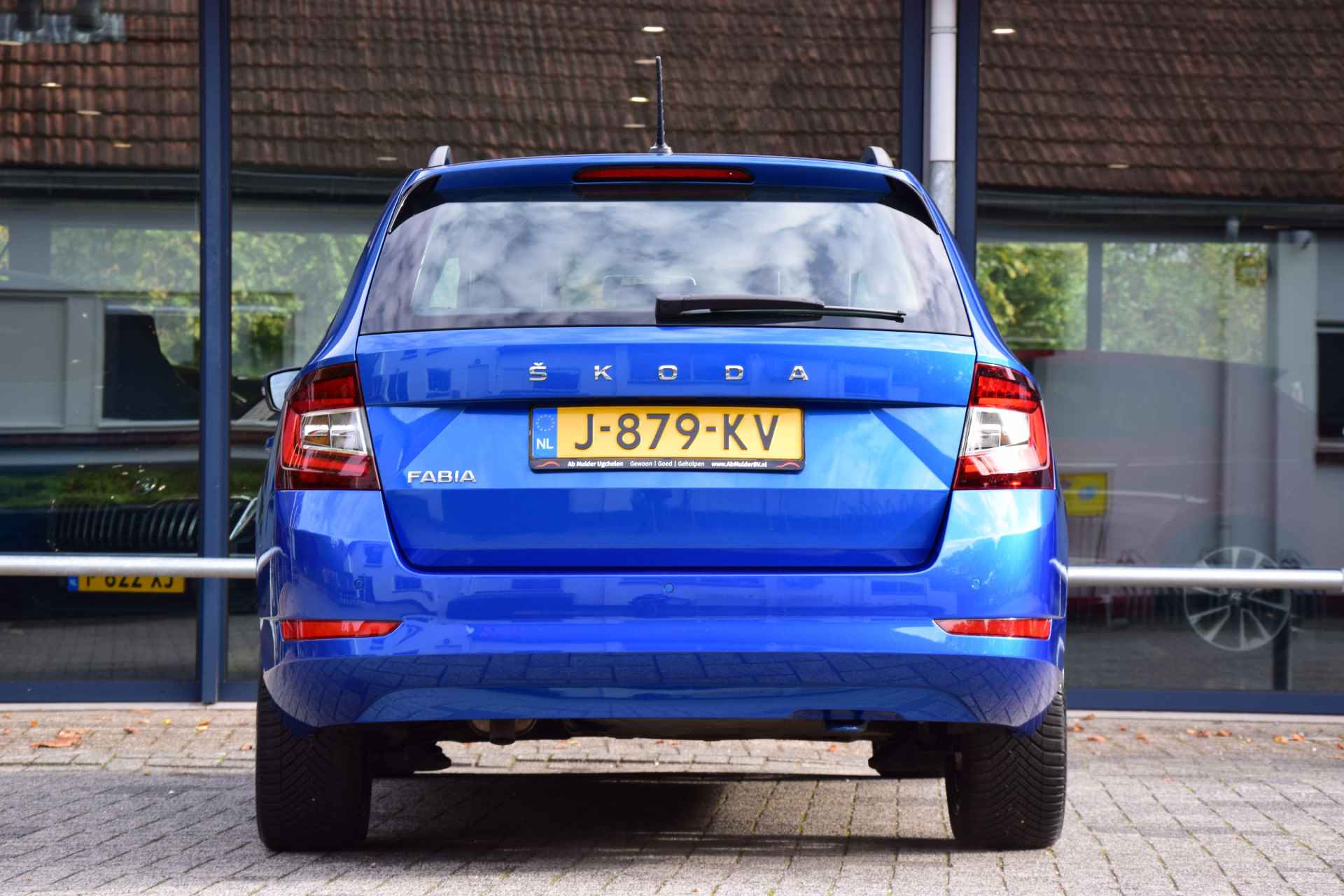 Škoda Fabia Combi 1.0 TSI 96PK Business Edition | NL-Auto | BOVAG Garantie | Lage KM stand NAP | Navigatie | Parkeersensoren | 16'' Velgen | Apple Carplay/Android Auto | Cruise Control | DAB | - 12/36