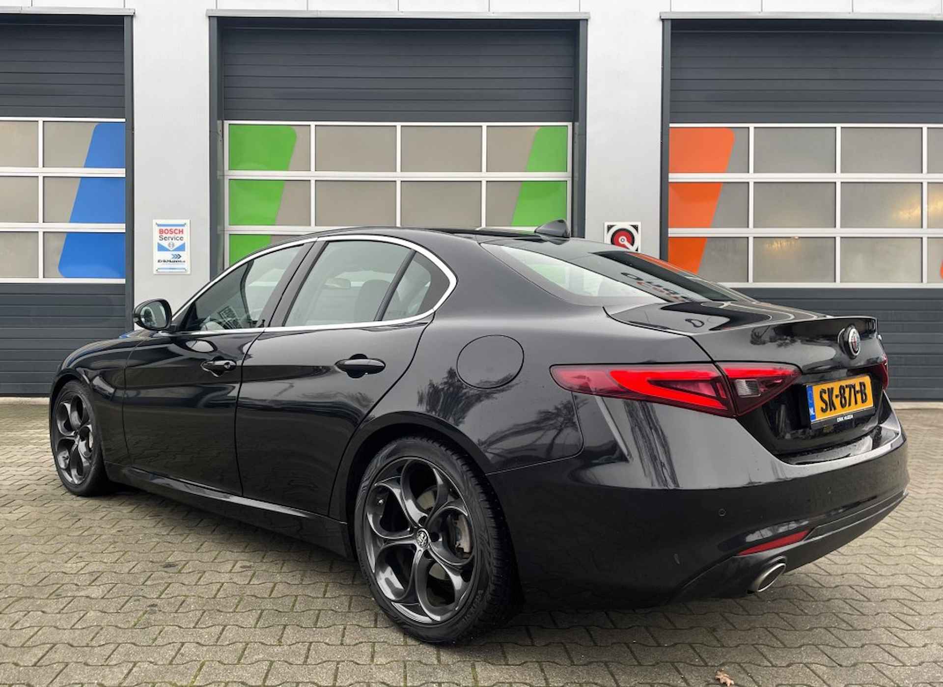 ALFA ROMEO Giulia 2.2 / 19 inch velgen / Onderhoudsboekje aanwezig - 4/19