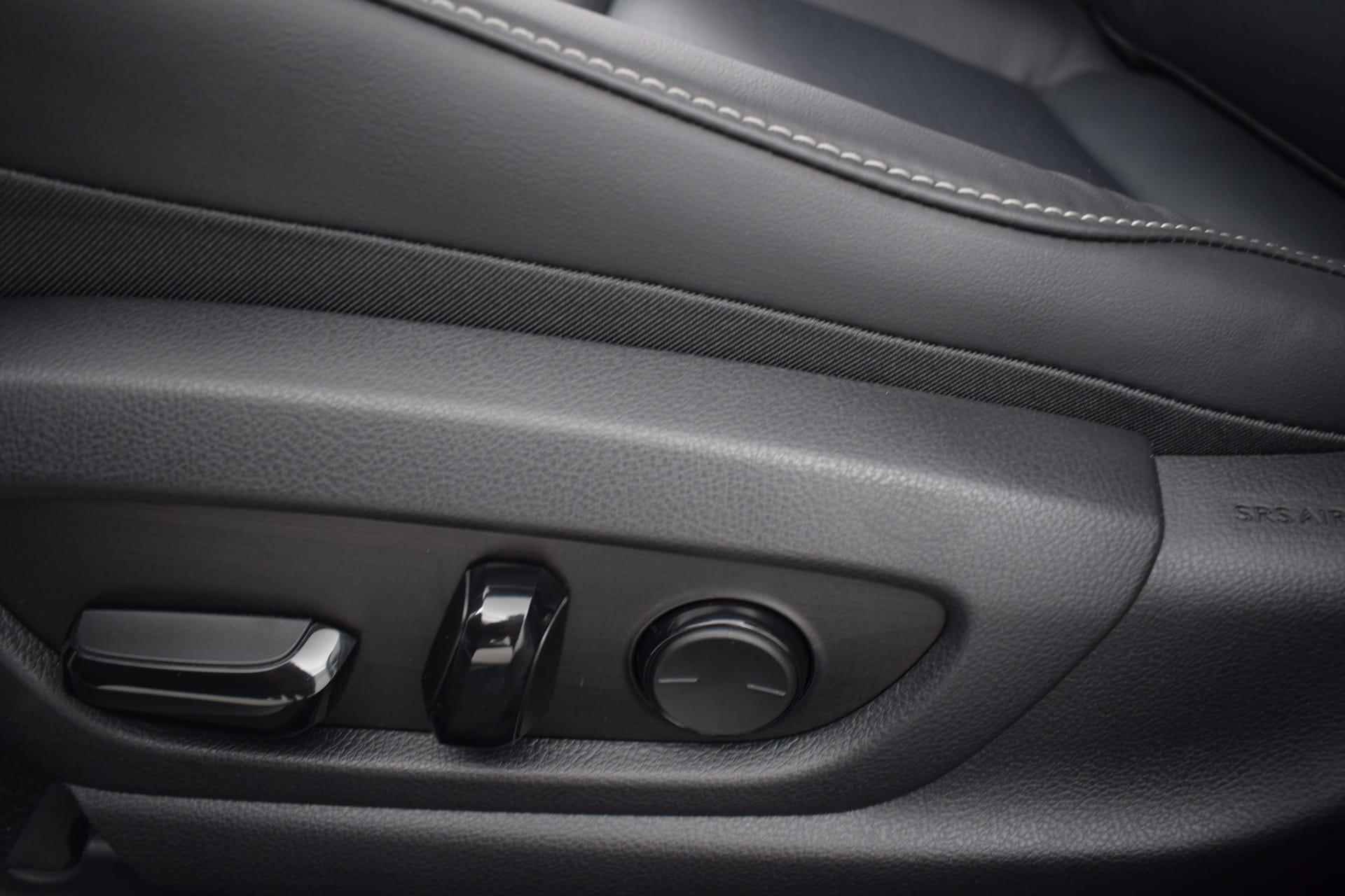 Lexus UX 300e Executive Automaat 8% bijtelling - 23/37