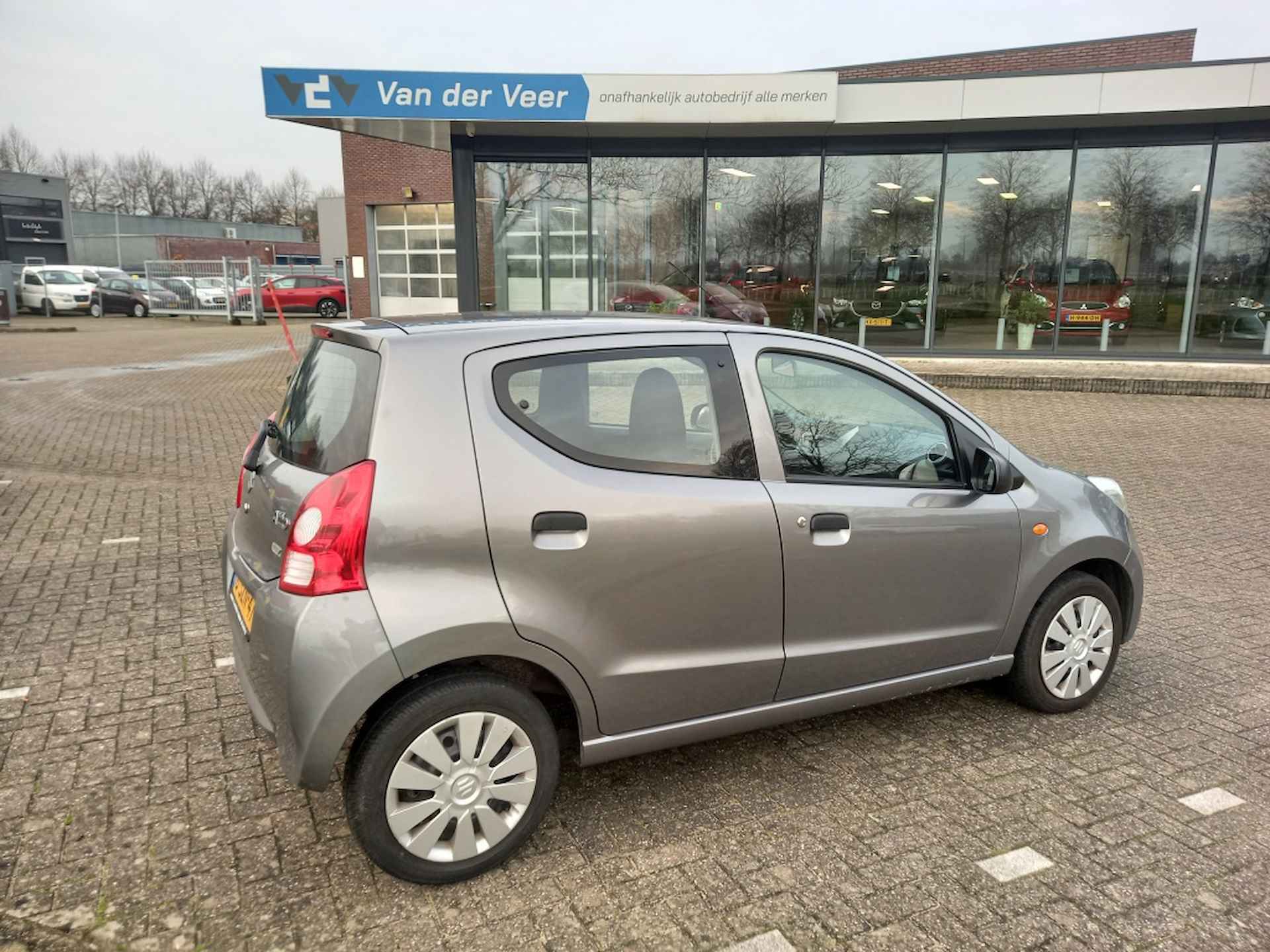 Suzuki Alto 1.0 Comfort EASSS - 3/12