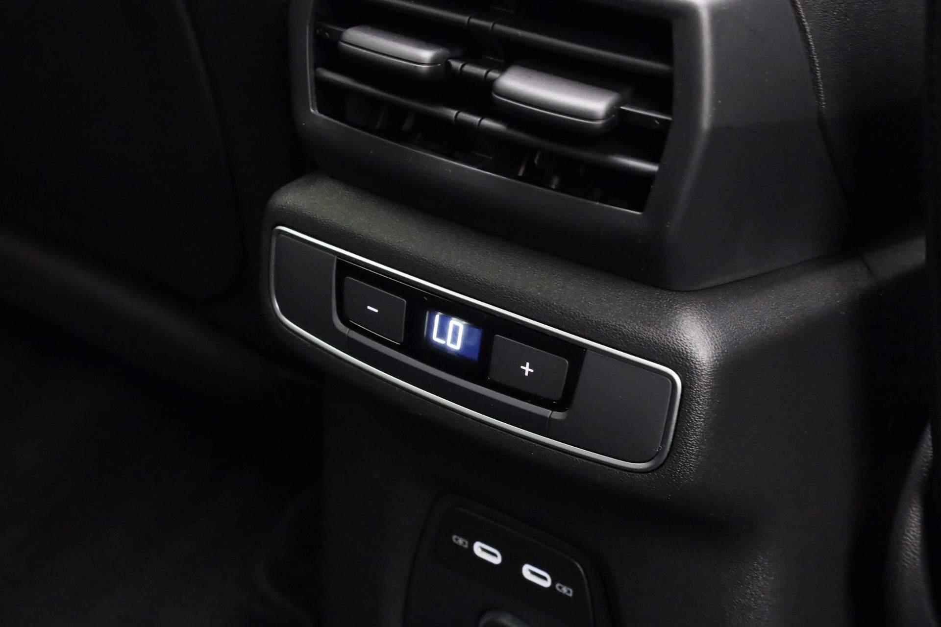Audi Q4 Sportback e-tron 40 204PK S edition 77 kWh | Pano | Navi | Stoelverwarming | Warmtepomp - 45/48