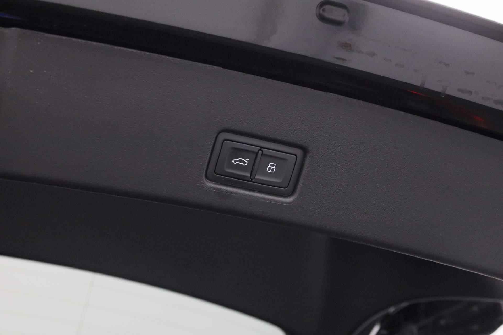 Audi Q4 Sportback e-tron 40 204PK S edition 77 kWh | Pano | Navi | Stoelverwarming | Warmtepomp - 47/48