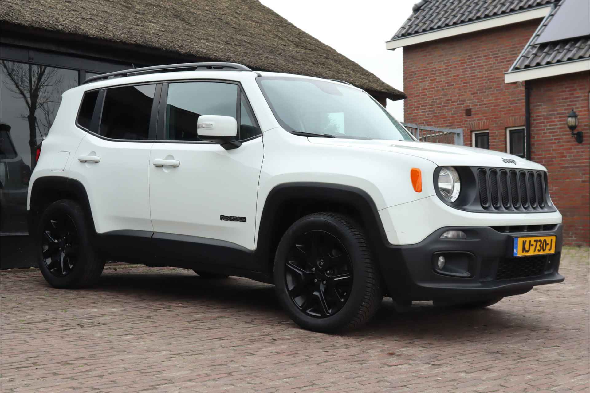 Jeep Renegade 1.6 E-Torq Black Line | Trekhaak | Navigatie - 22/39