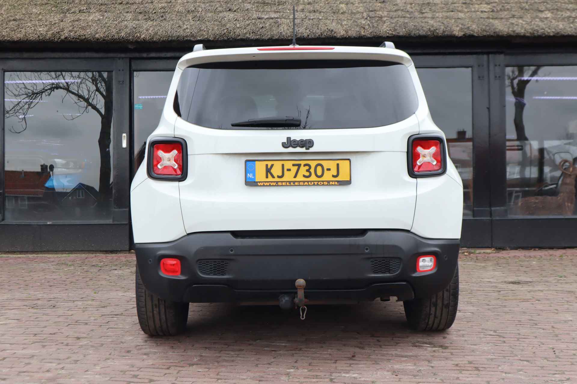 Jeep Renegade 1.6 E-Torq Black Line | Trekhaak | Navigatie - 29/39