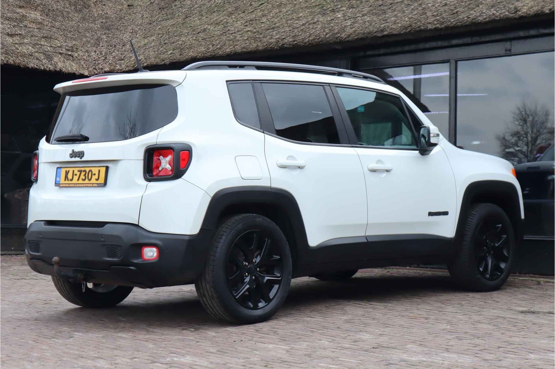 Jeep Renegade 1.6 E-Torq Black Line | Trekhaak | Navigatie - 30/39