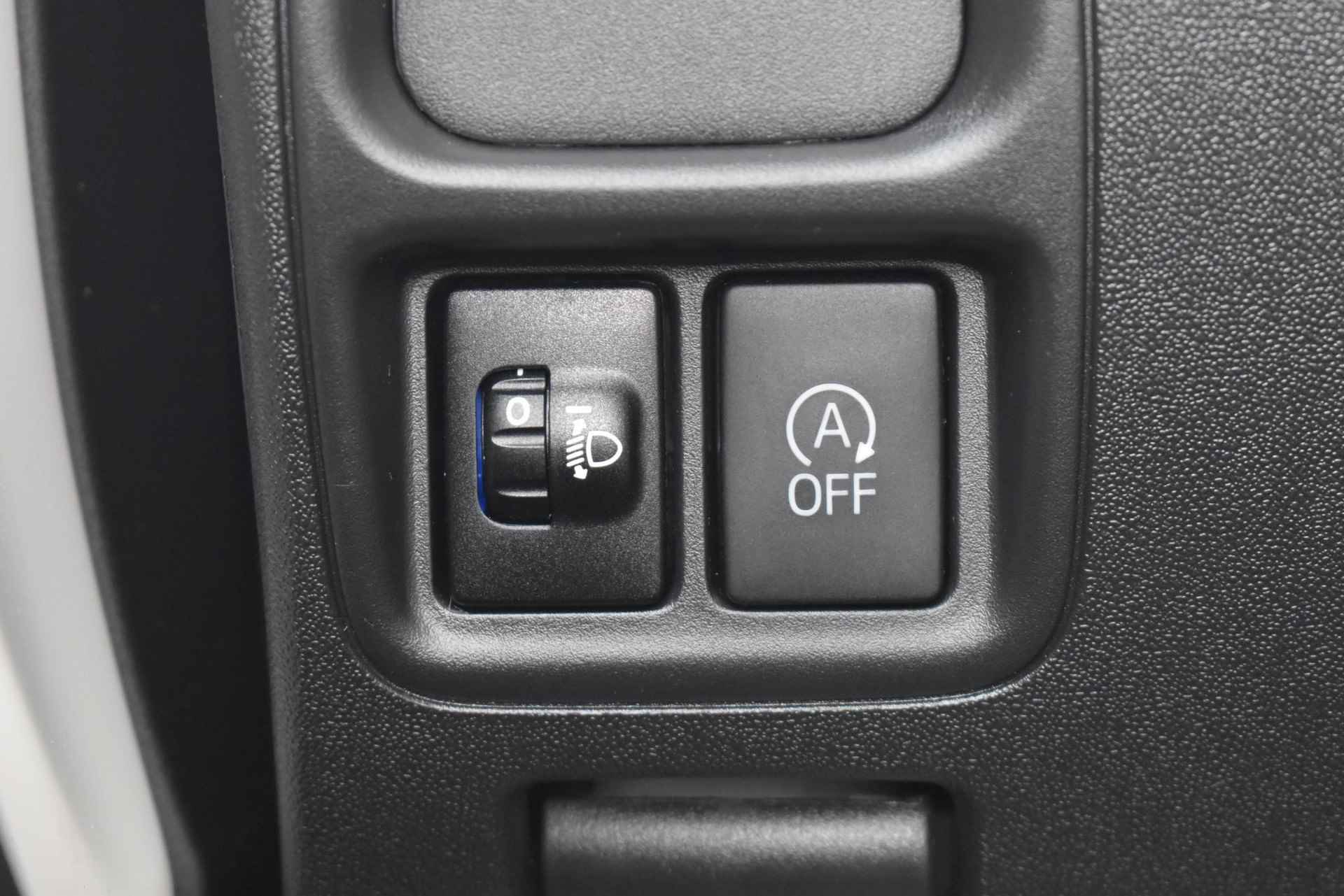 Toyota Aygo 1.0 VVT-i x-fun / Airco / Bluetooth / - 6/31