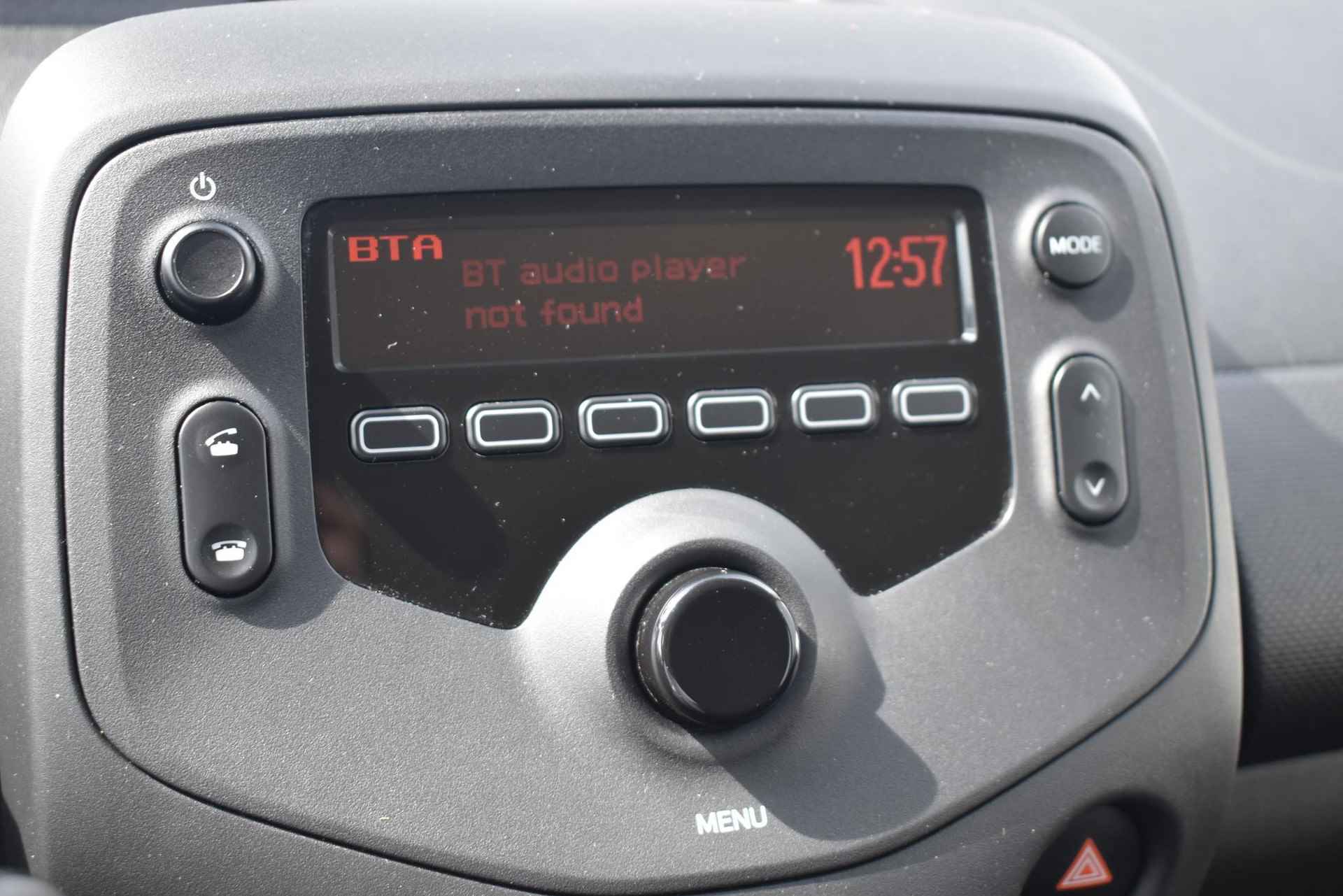 Toyota Aygo 1.0 VVT-i x-fun / Airco / Bluetooth / - 10/31