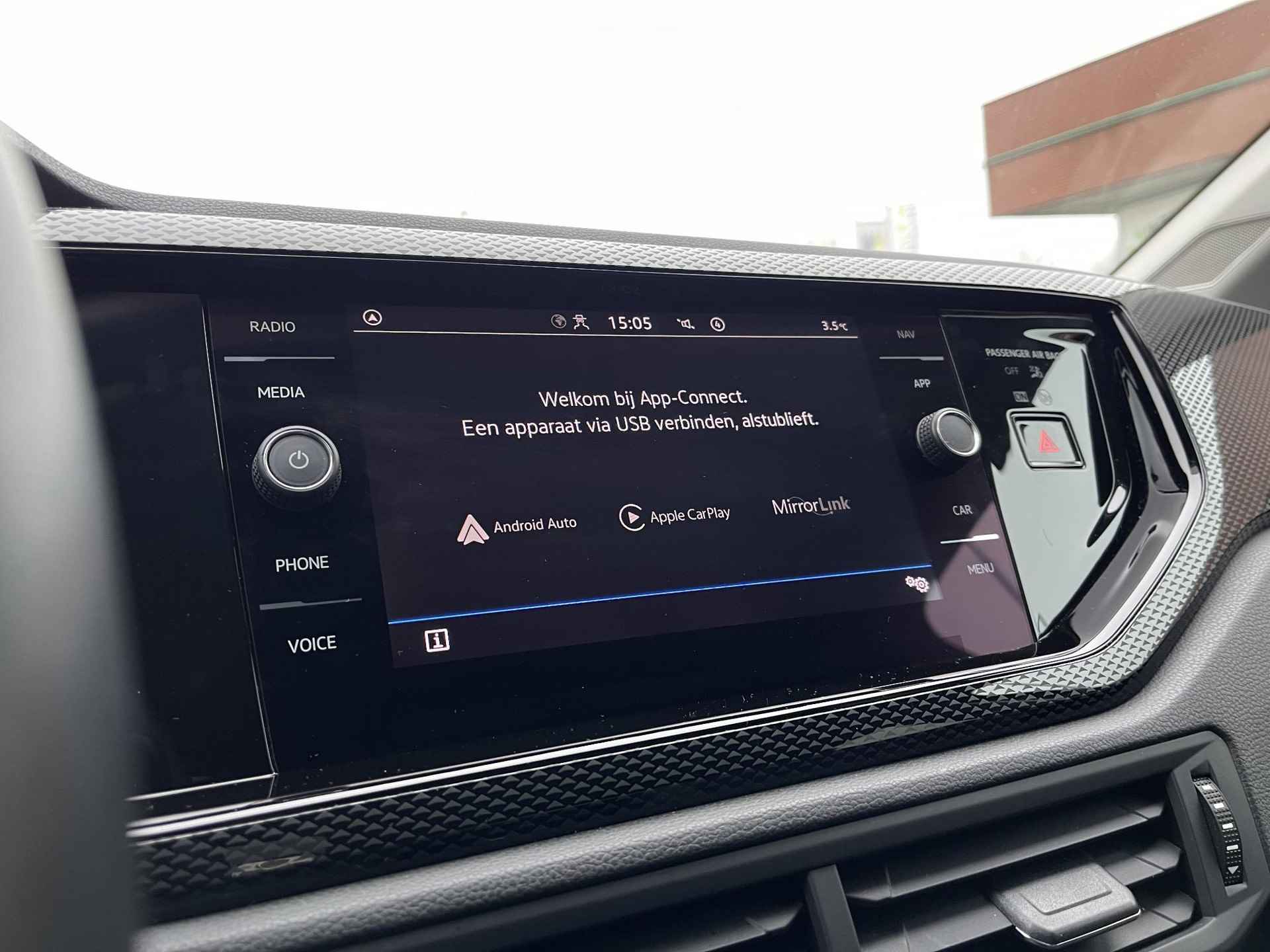 Volkswagen Polo 1.0 TSI Life | Apple Carplay/Android Auto | Stoelverwarming | LED Koplampen | Park. Sensoren | Rijklaarprijs! - 16/27