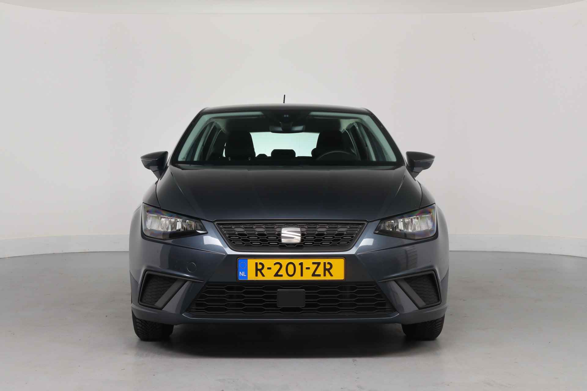 SEAT Ibiza 1.0 EcoTSI Style | Navi By App | LED | Clima | Cruise | Parkeersensoren | DAB | Cruise | Lichtmetalen Velgen - 2/35