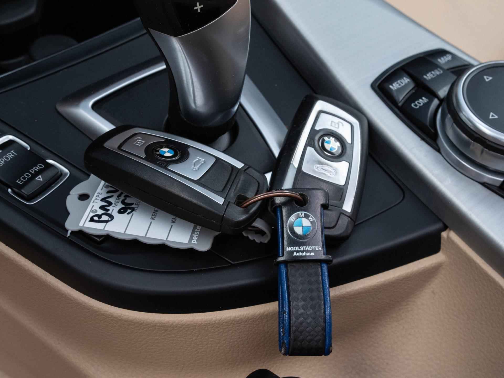 BMW 3-serie Touring 335d xDrive Centennial High Executive Automaat, Leder, Navi, Memorystoelen - 43/49