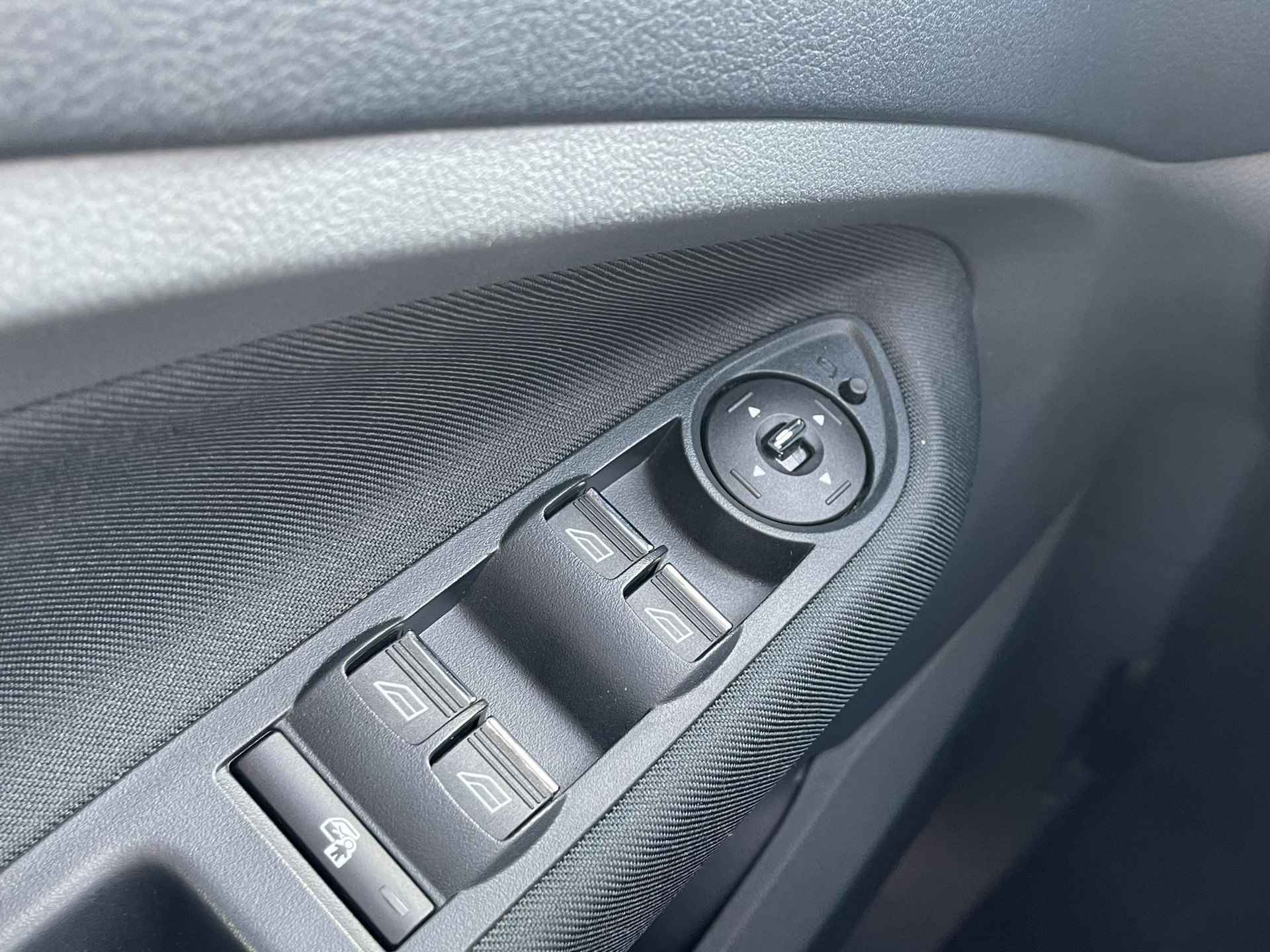 Ford C-Max 1.0 Ecoboost Titanium 125pk | Nieuwe Distributie riem | Parkeersensoren | Lichtmetaal | Reservewiel | Bluetooth - 25/33
